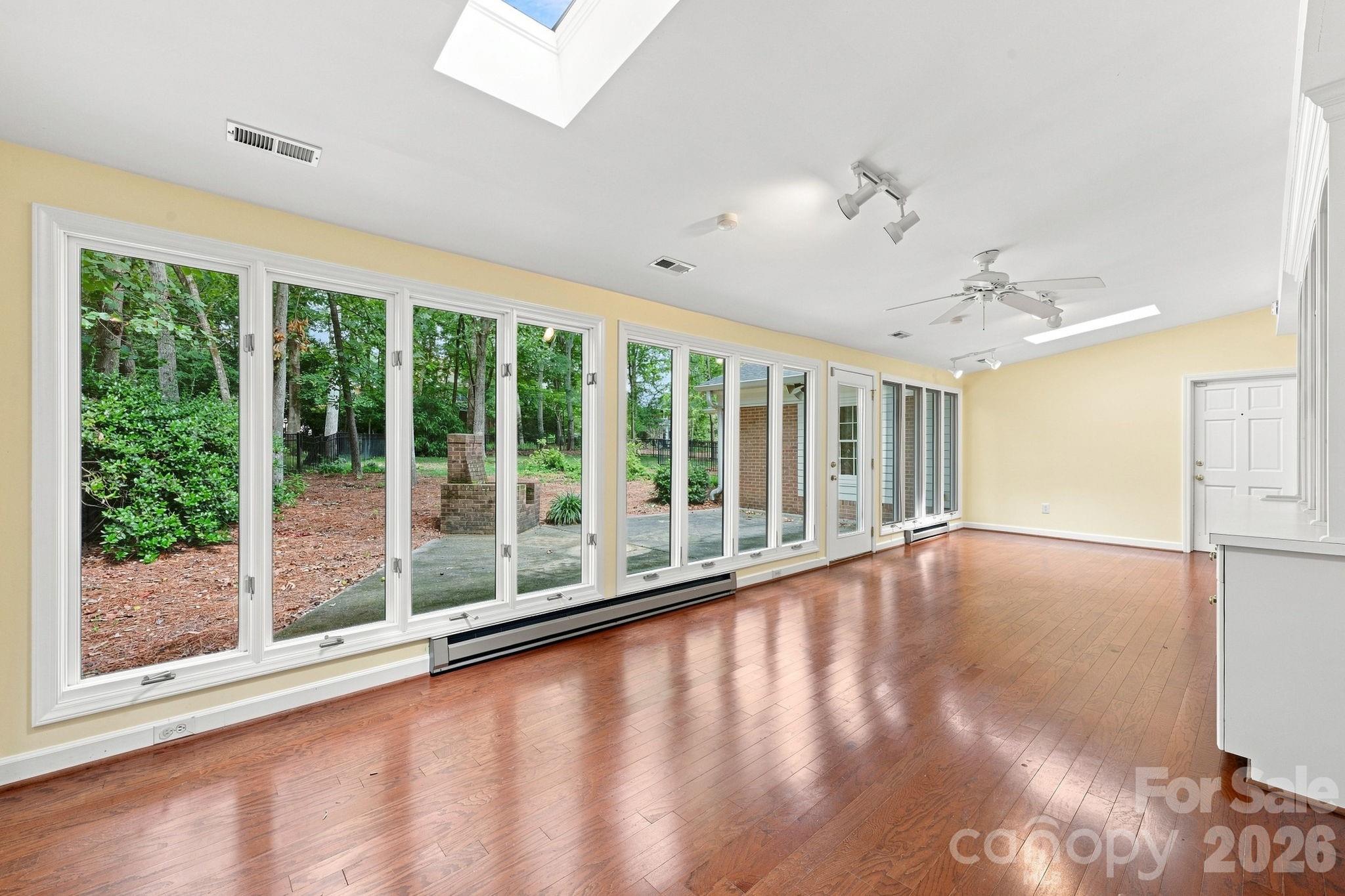 3528 Broadfield Road Property Photo 14