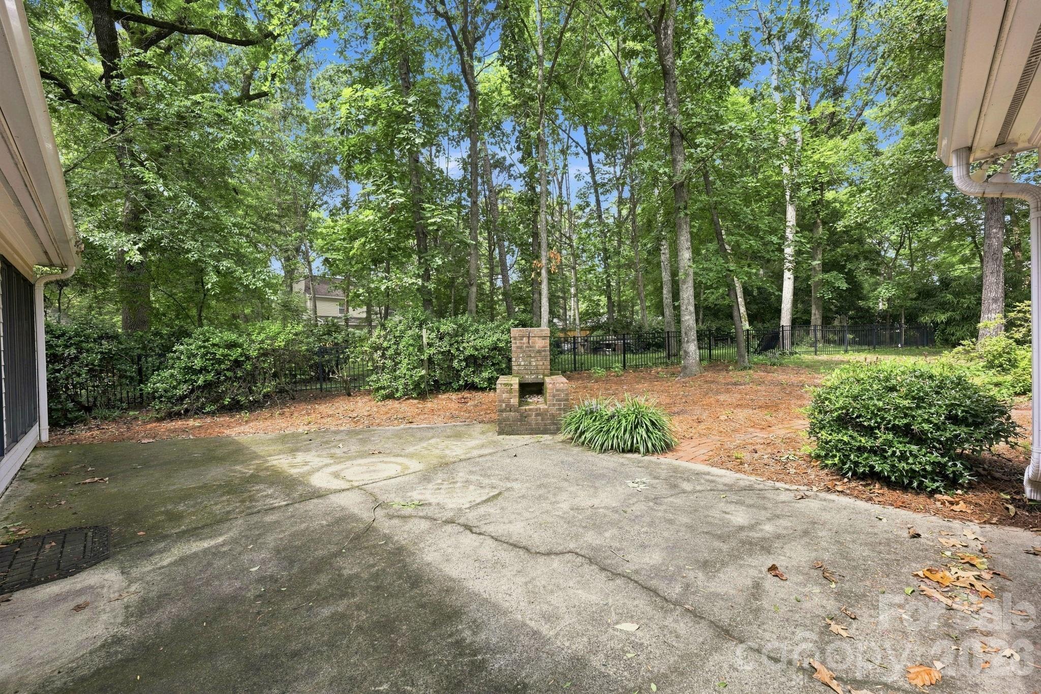 3528 Broadfield Road Property Photo 29
