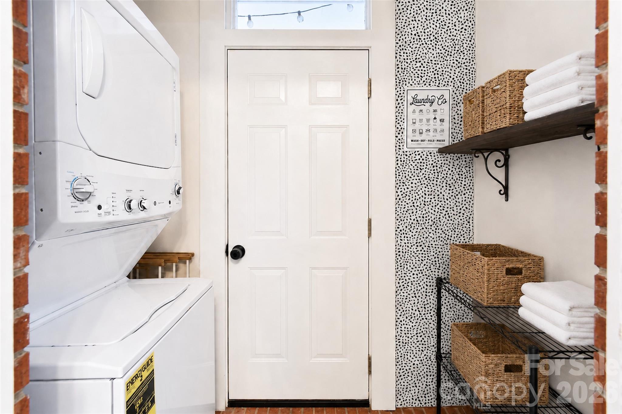 608 Pamela Street Property Photo 11