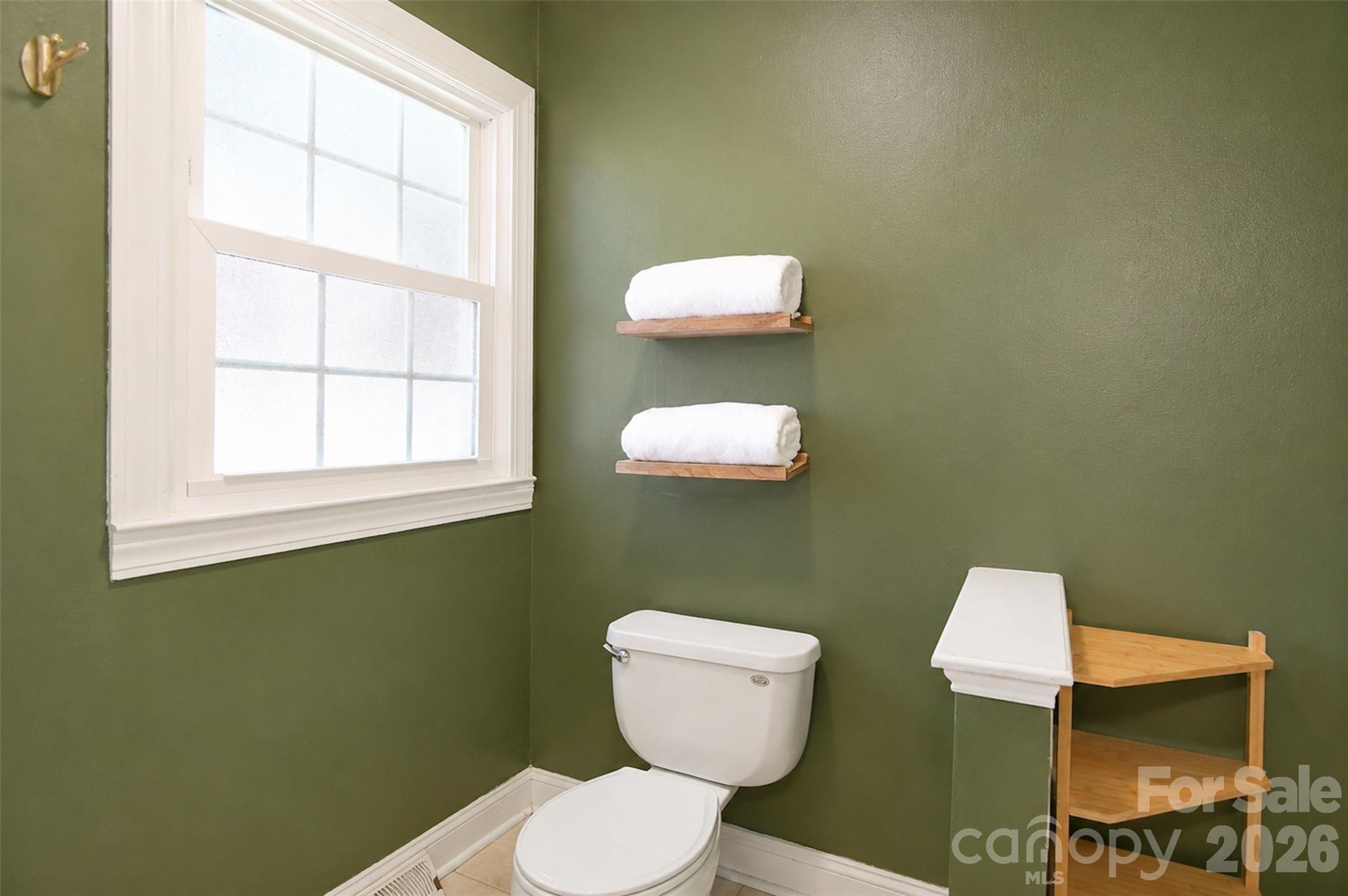 608 Pamela Street Property Photo 16