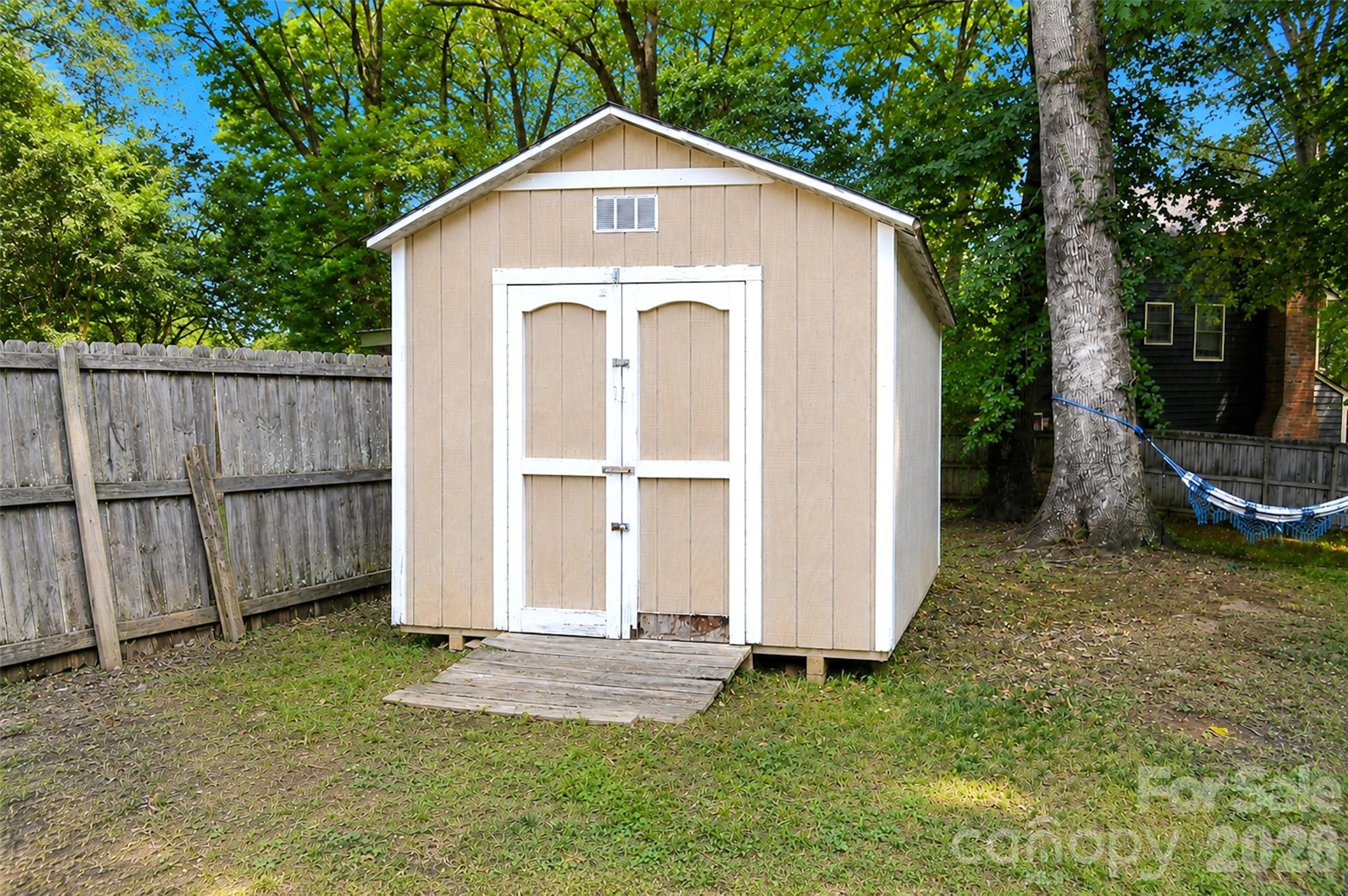 608 Pamela Street Property Photo 25