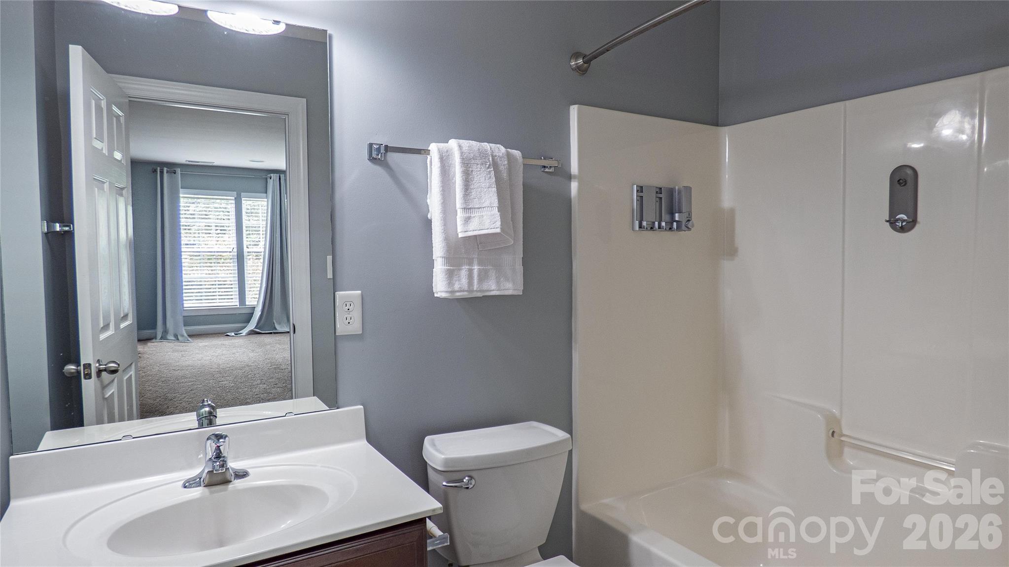 2262 Nw Donnington Lane Property Photo 33