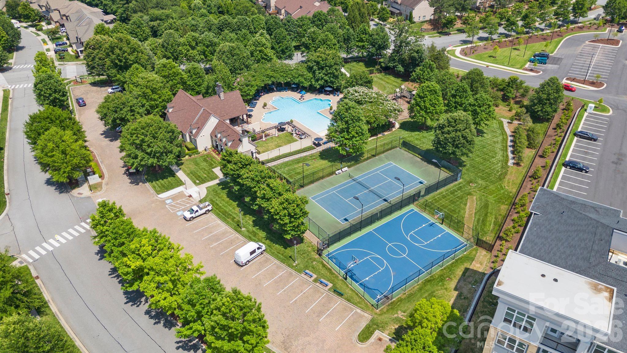 2262 Nw Donnington Lane Property Photo 48