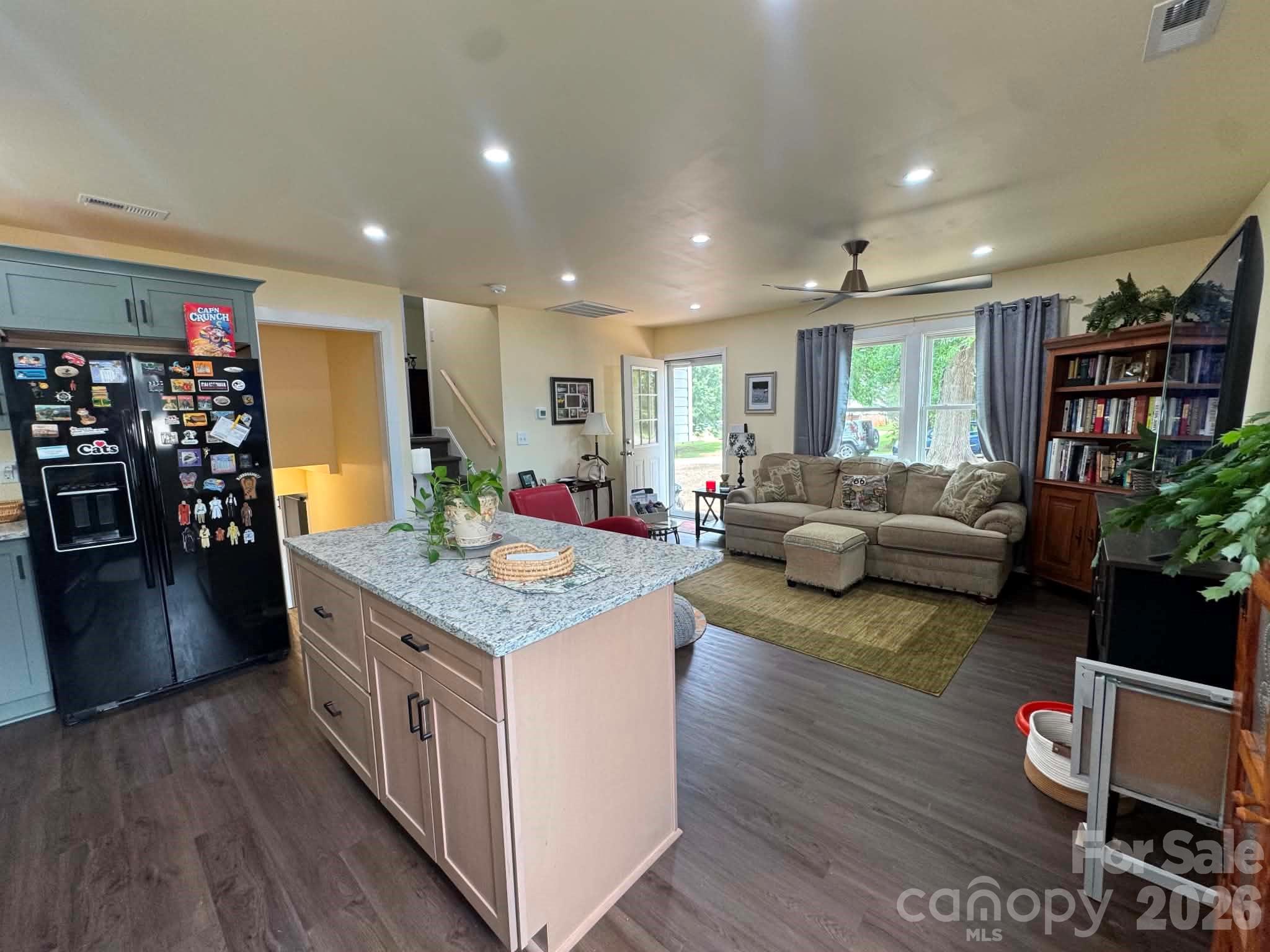 115 Robert Drive Property Photo 10