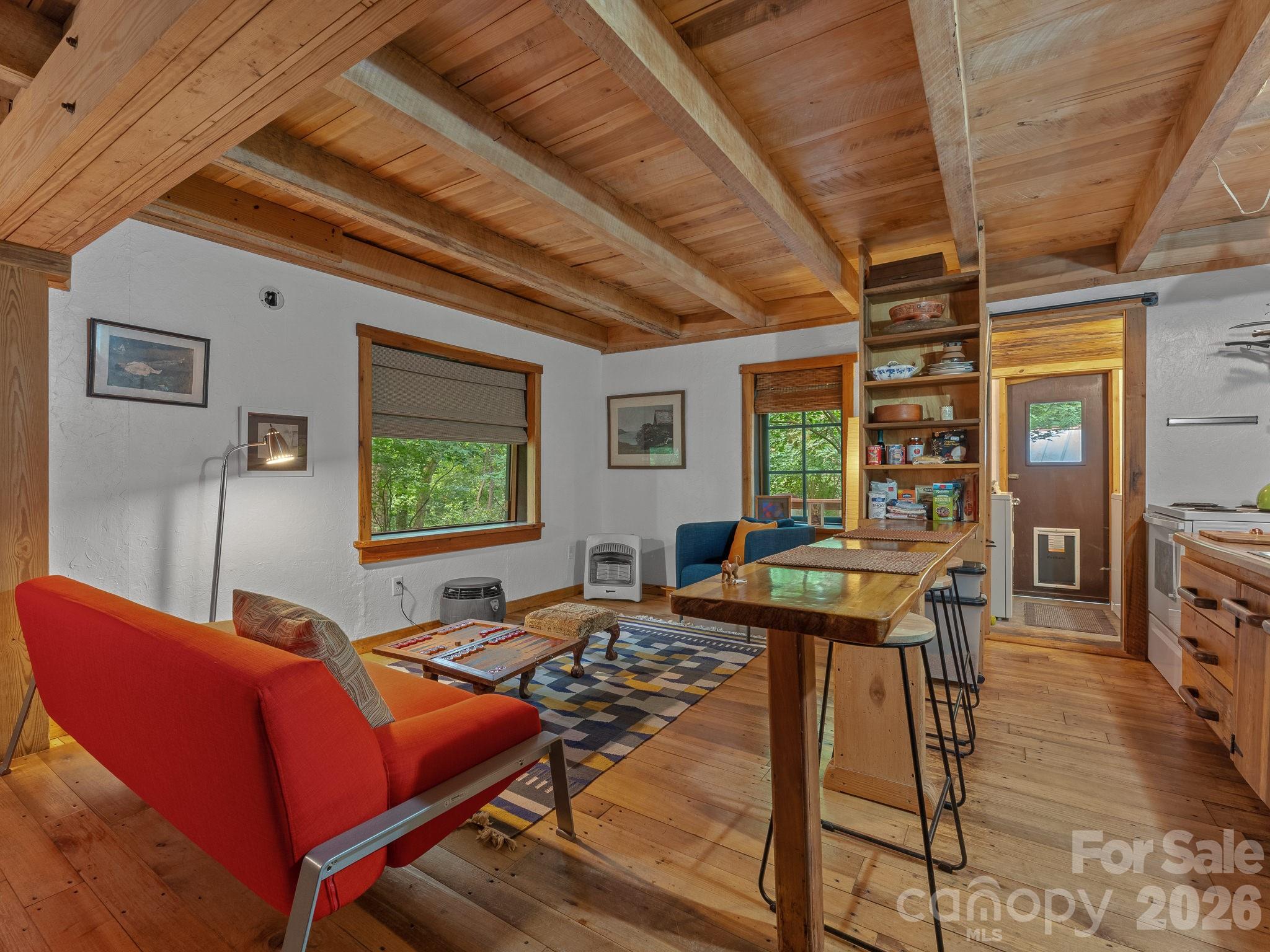 1051 Frost Road Property Photo 4