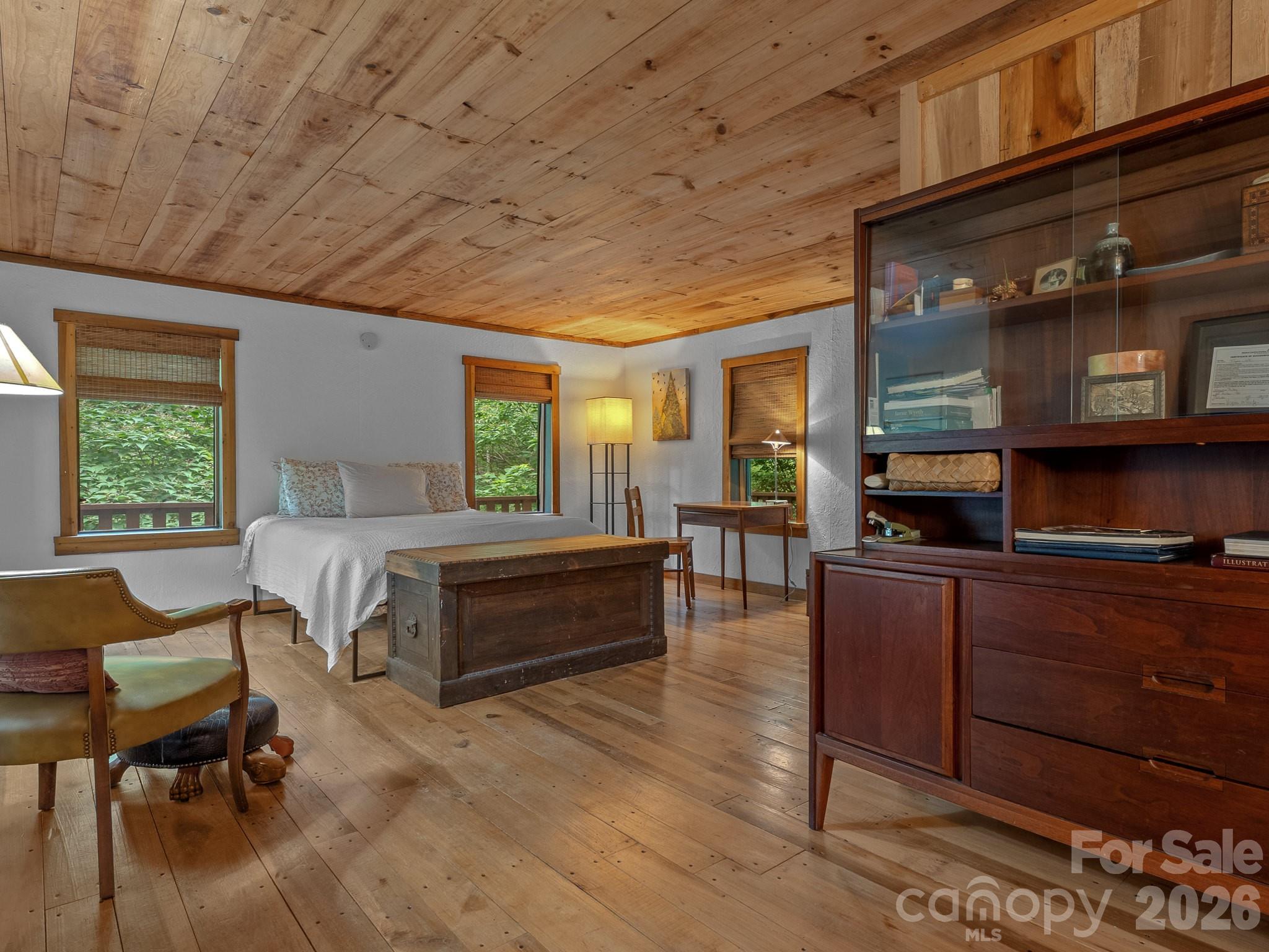 1051 Frost Road Property Photo 15