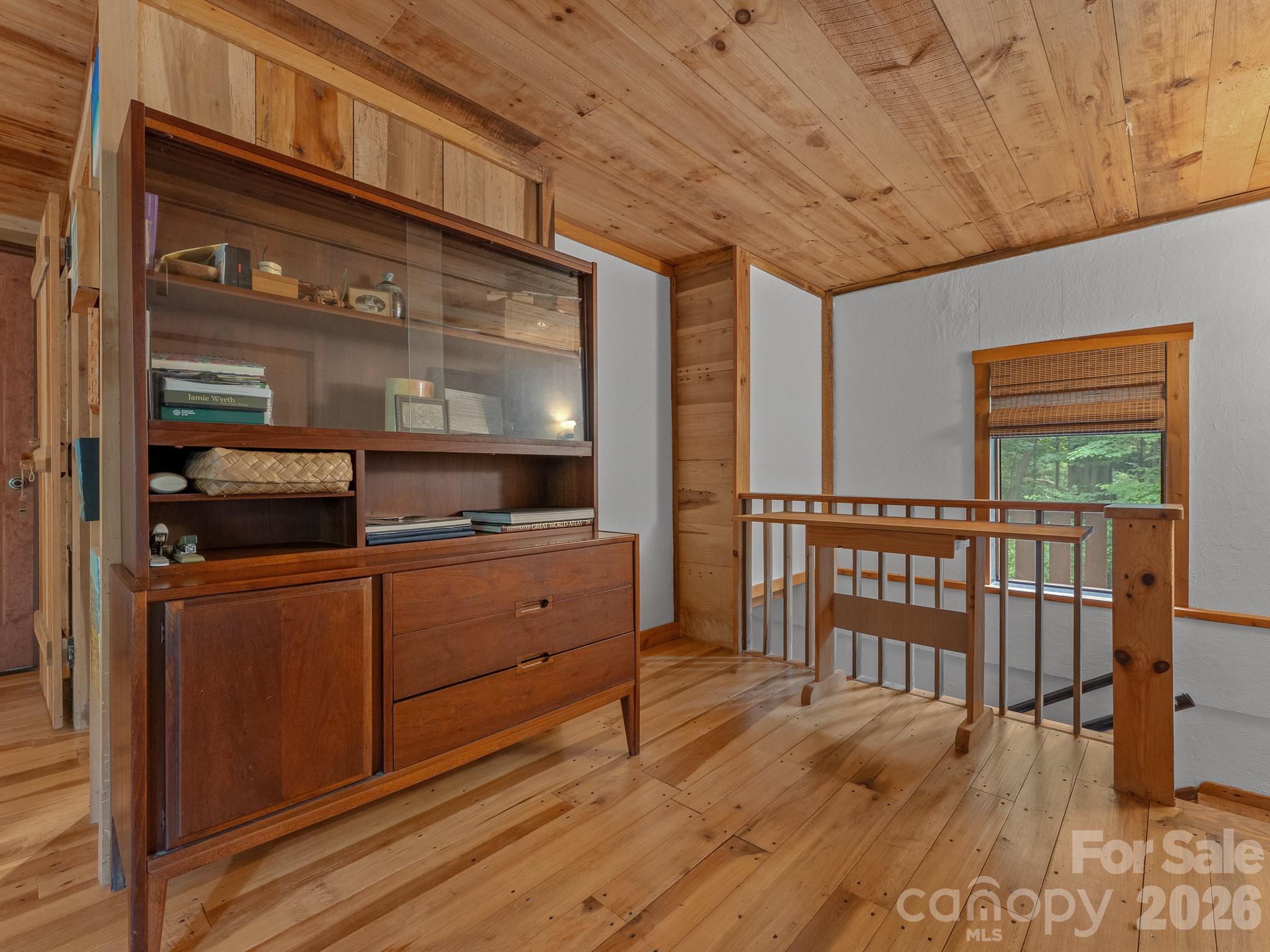 1051 Frost Road Property Photo 16