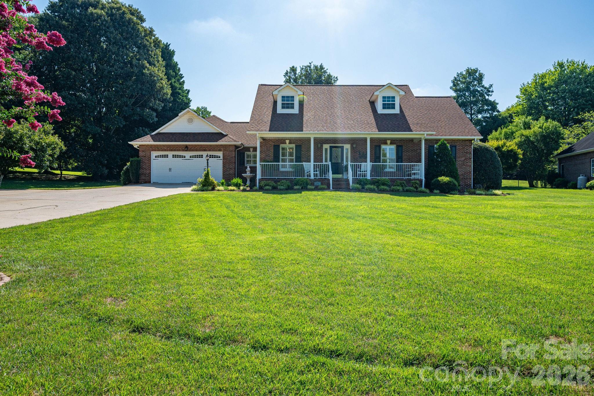 2928 Palmer Drive Property Photo 3