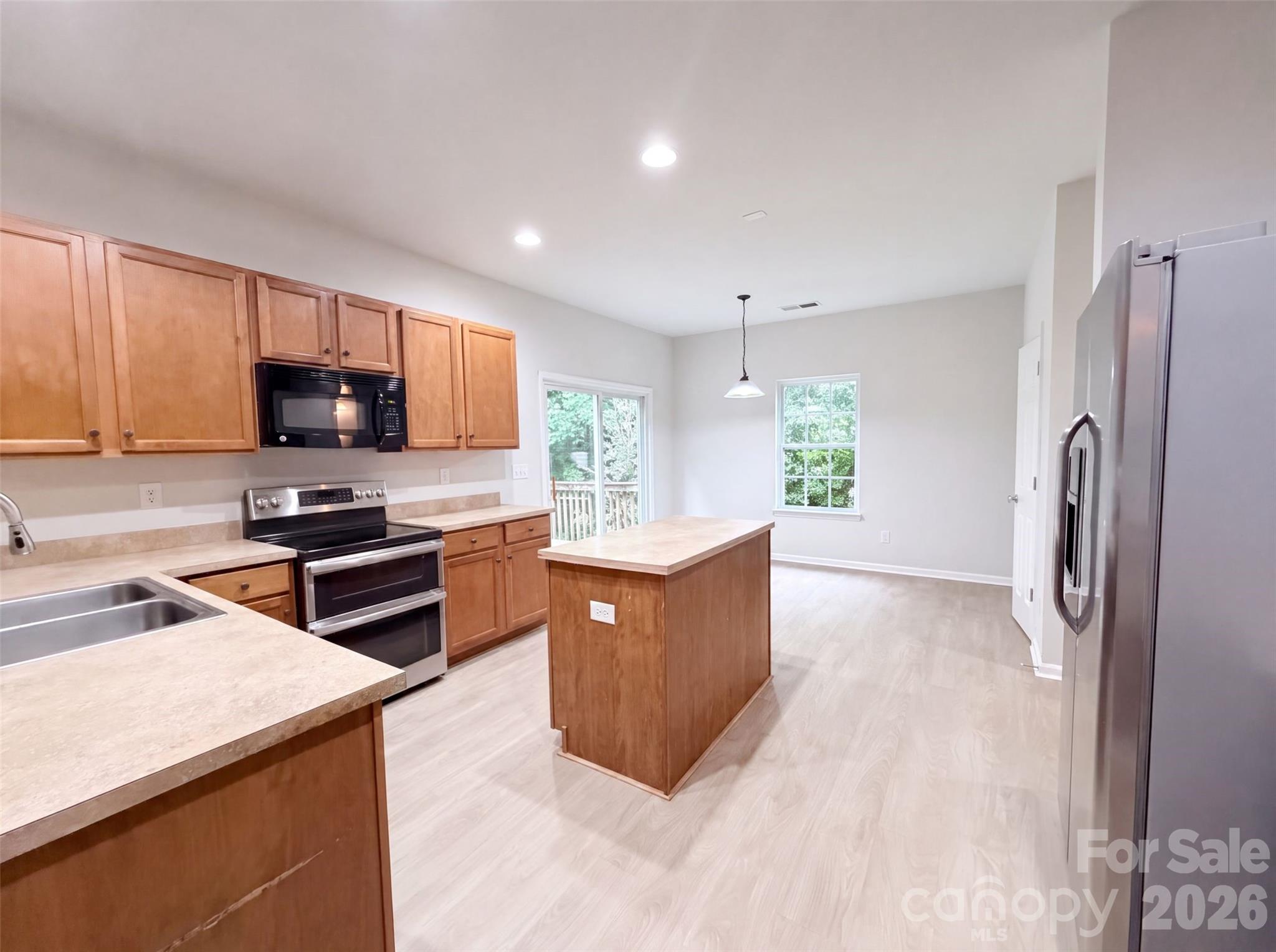 127 Edgington Street Property Photo 14