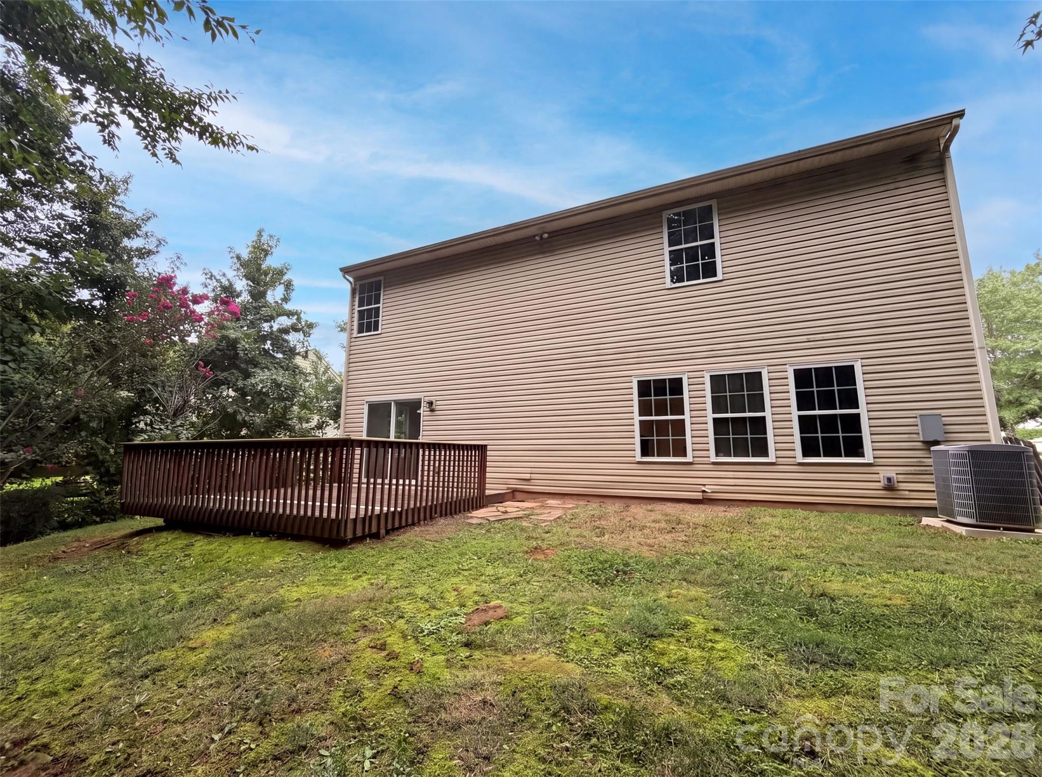 127 Edgington Street Property Photo 15