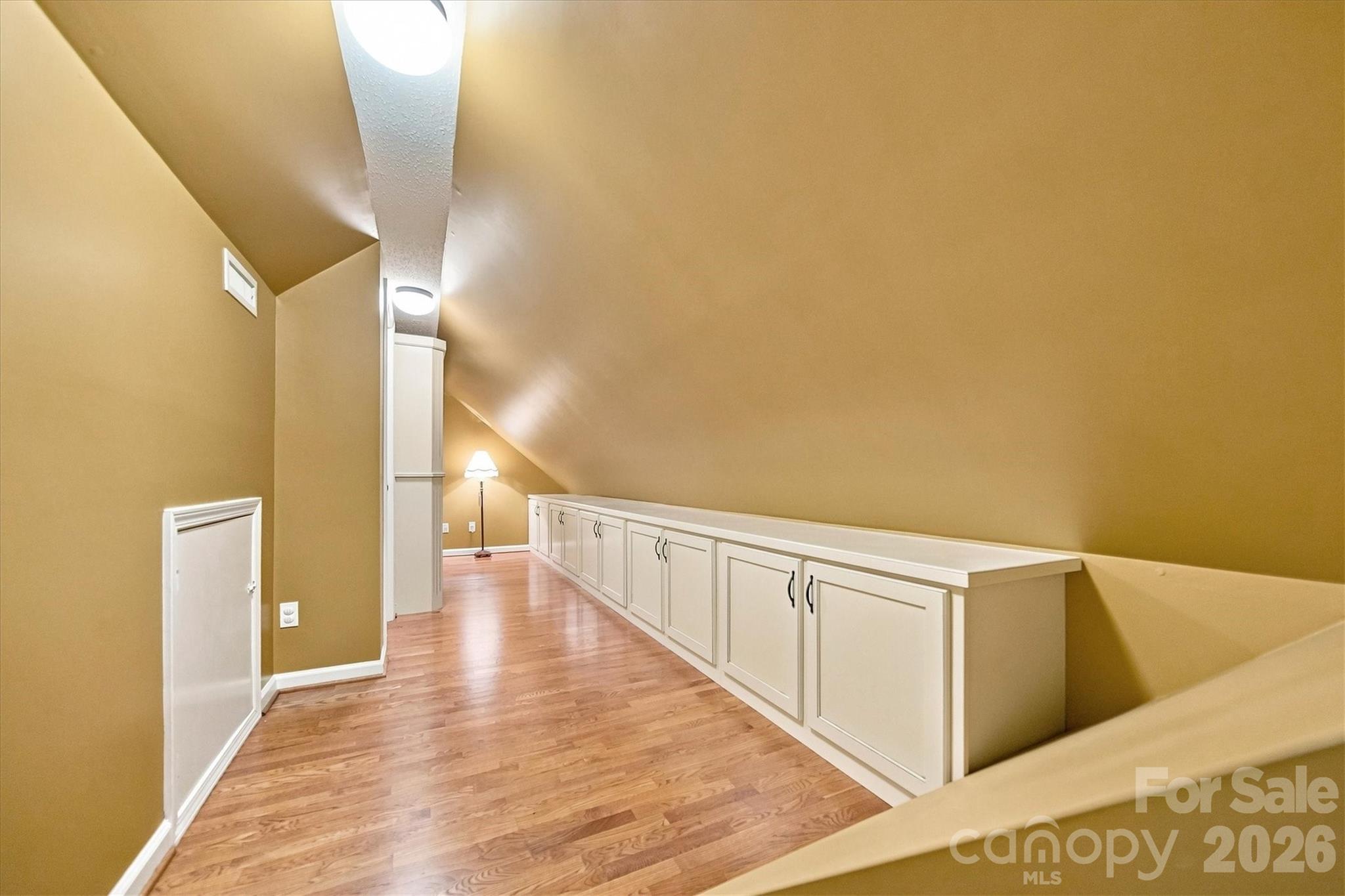 85 Charleston Court Property Photo 27