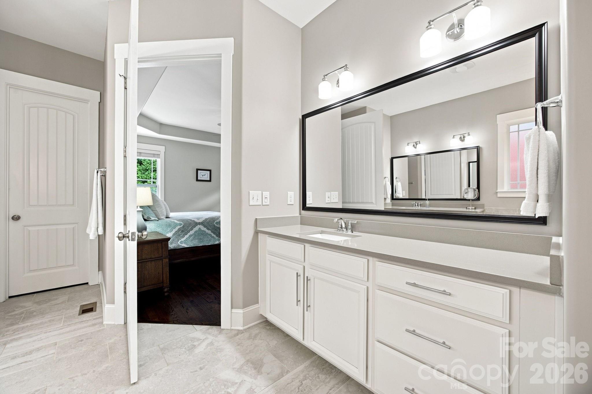 11811 Bradford Park Drive Property Photo 30