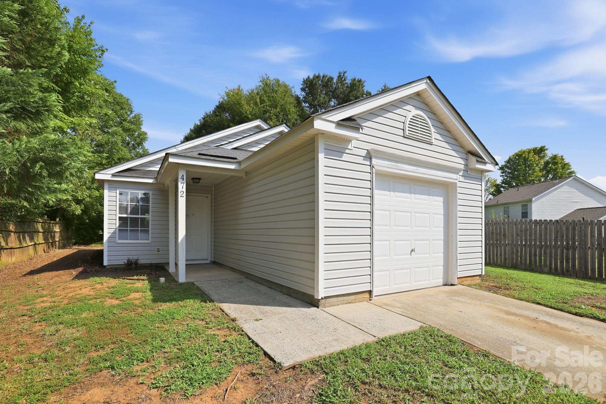 472 First Turn Court Property Photo 4