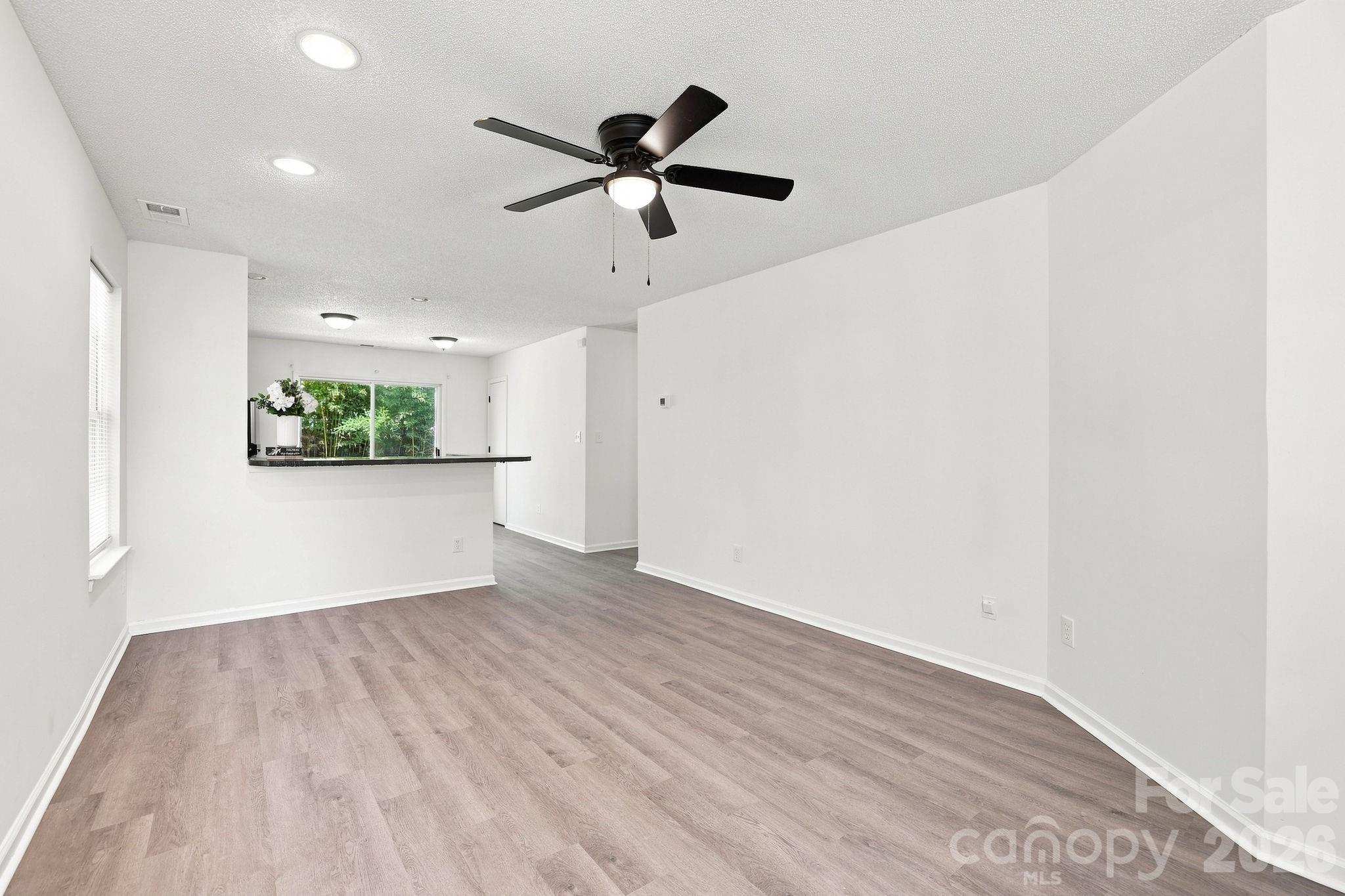 472 First Turn Court Property Photo 7