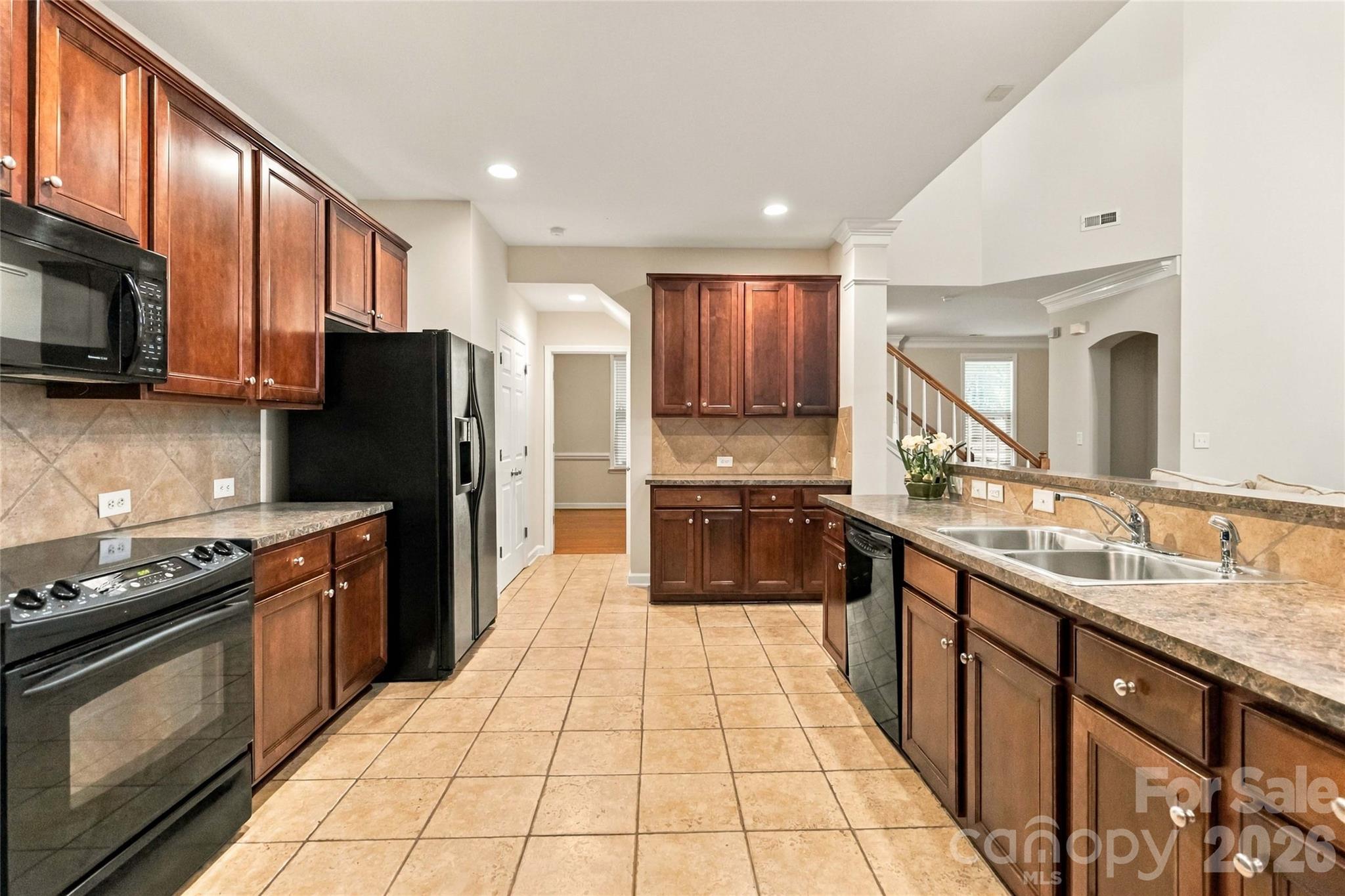 6631 Old Magnolia Lane Property Photo 13