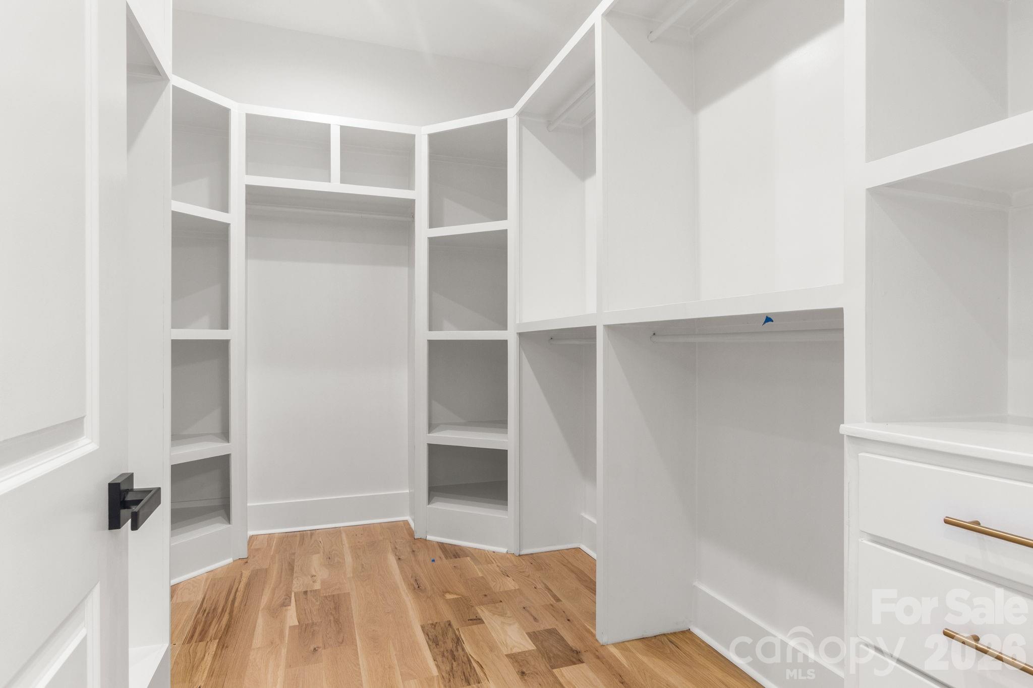 809 Crater Street Property Photo 25