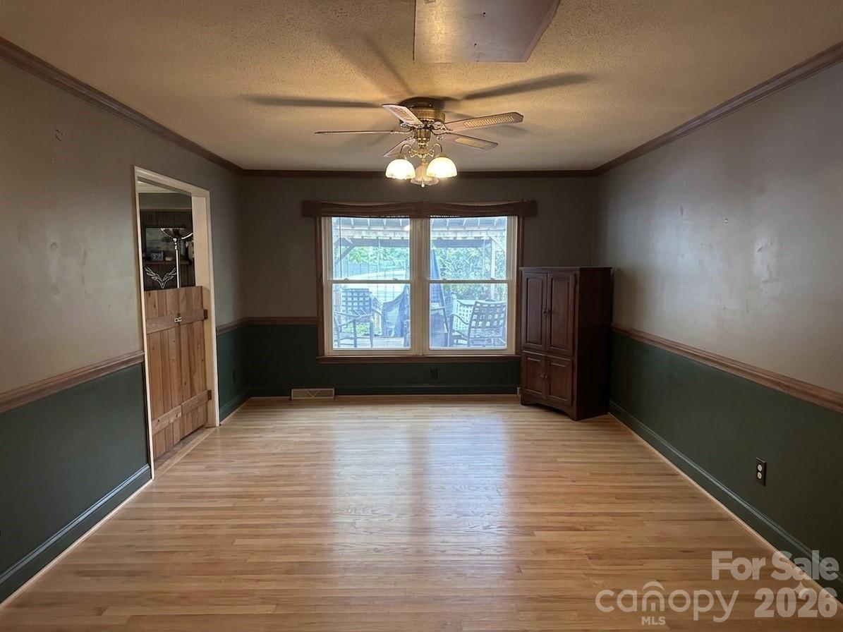 7216 Lockmont Drive Property Photo 4
