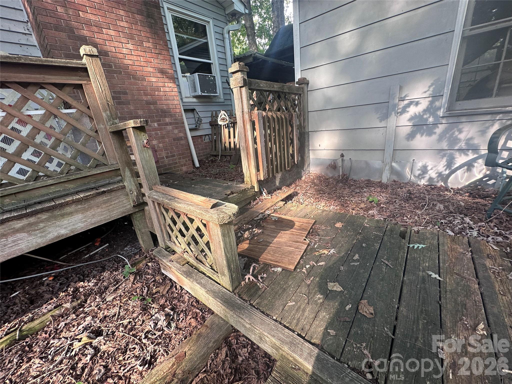 7216 Lockmont Drive Property Photo 13