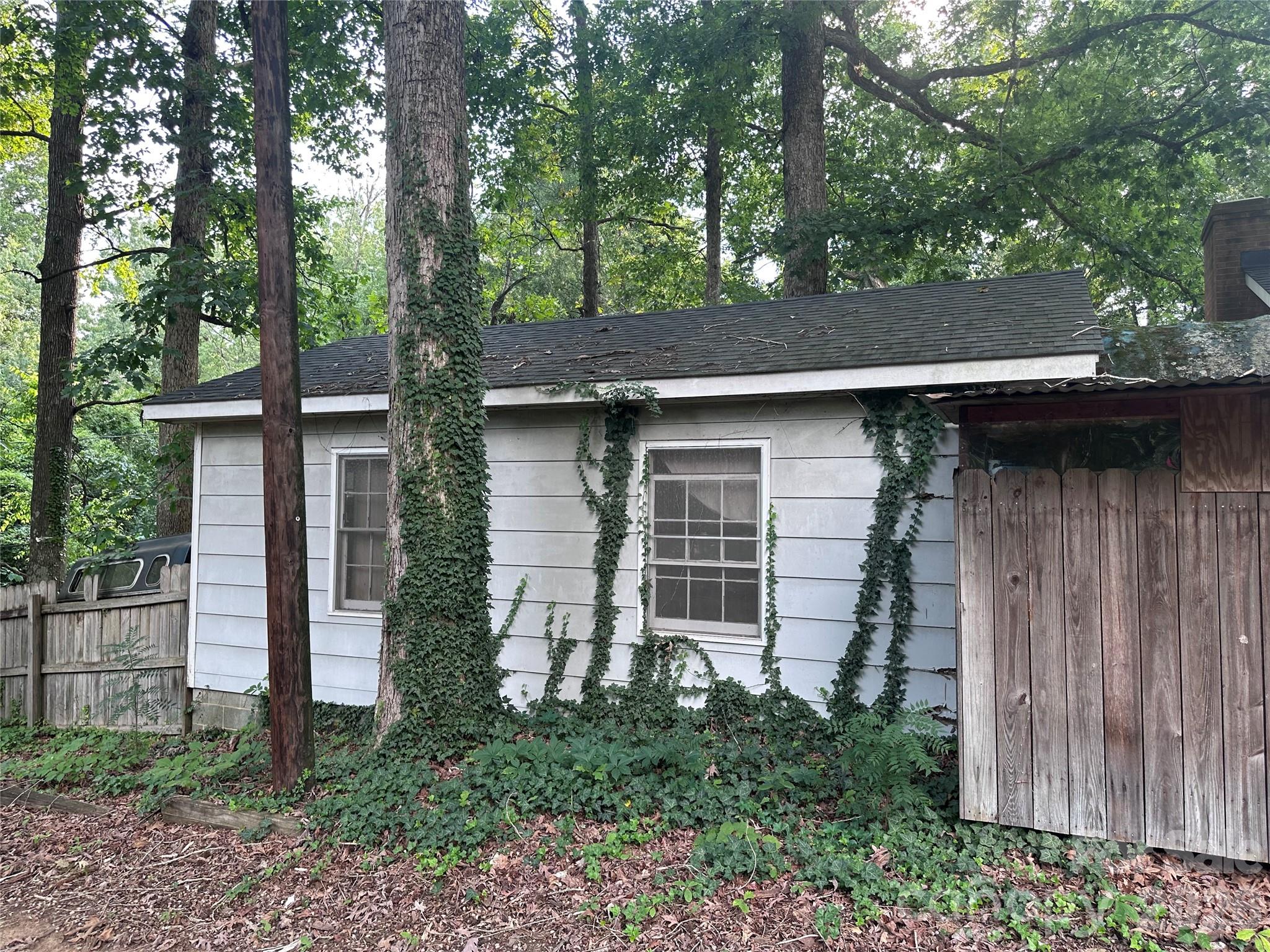7216 Lockmont Drive Property Photo 15