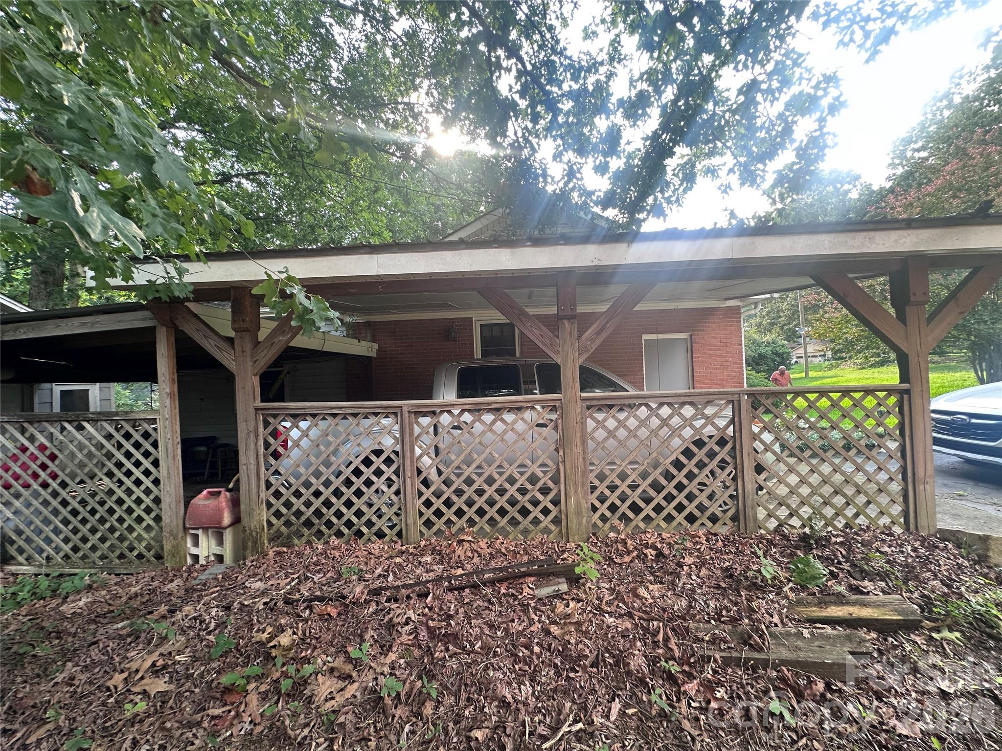 7216 Lockmont Drive Property Photo 16
