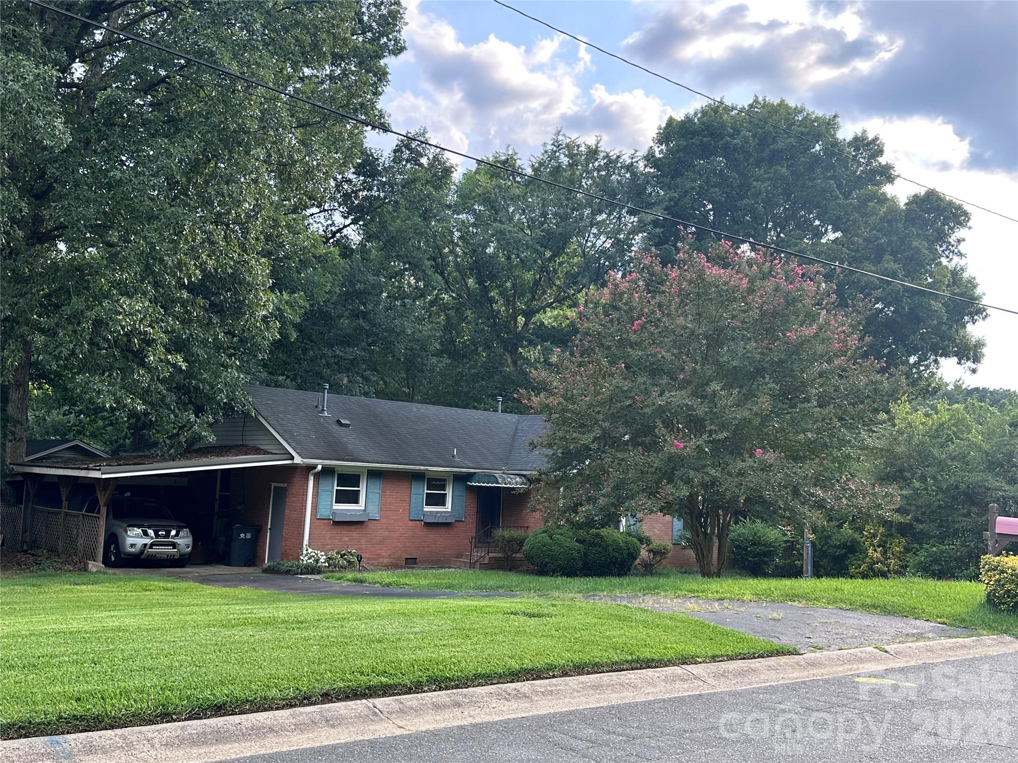 7216 Lockmont Drive Property Photo 19