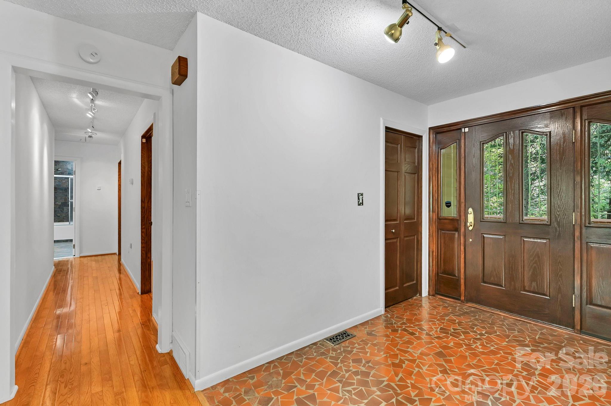 30 Nichols Hill Drive Property Photo 10