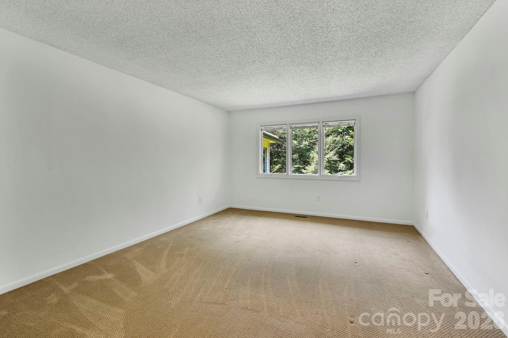 30 Nichols Hill Drive Property Photo 32