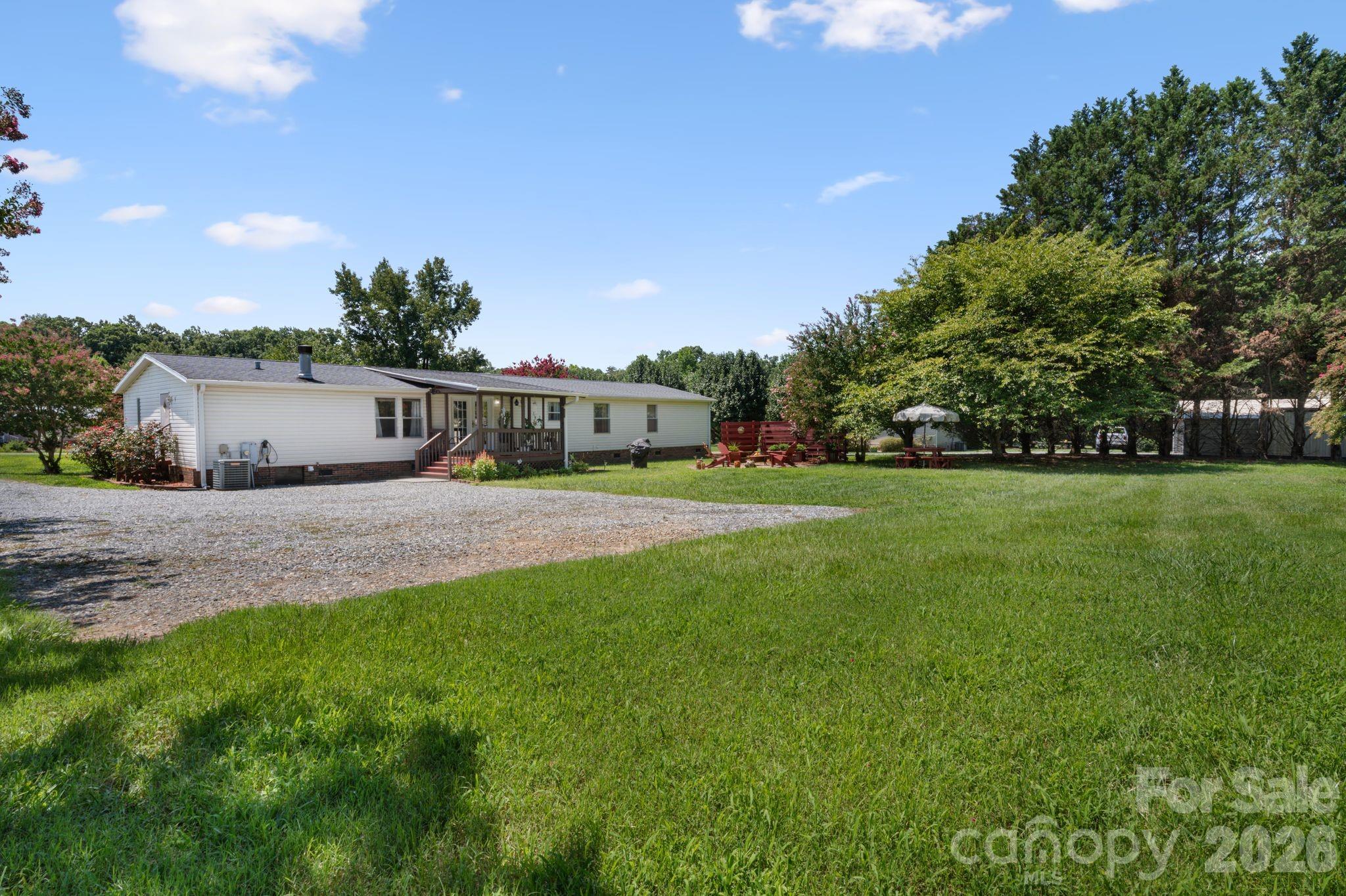172 Baxter Way Property Photo 5