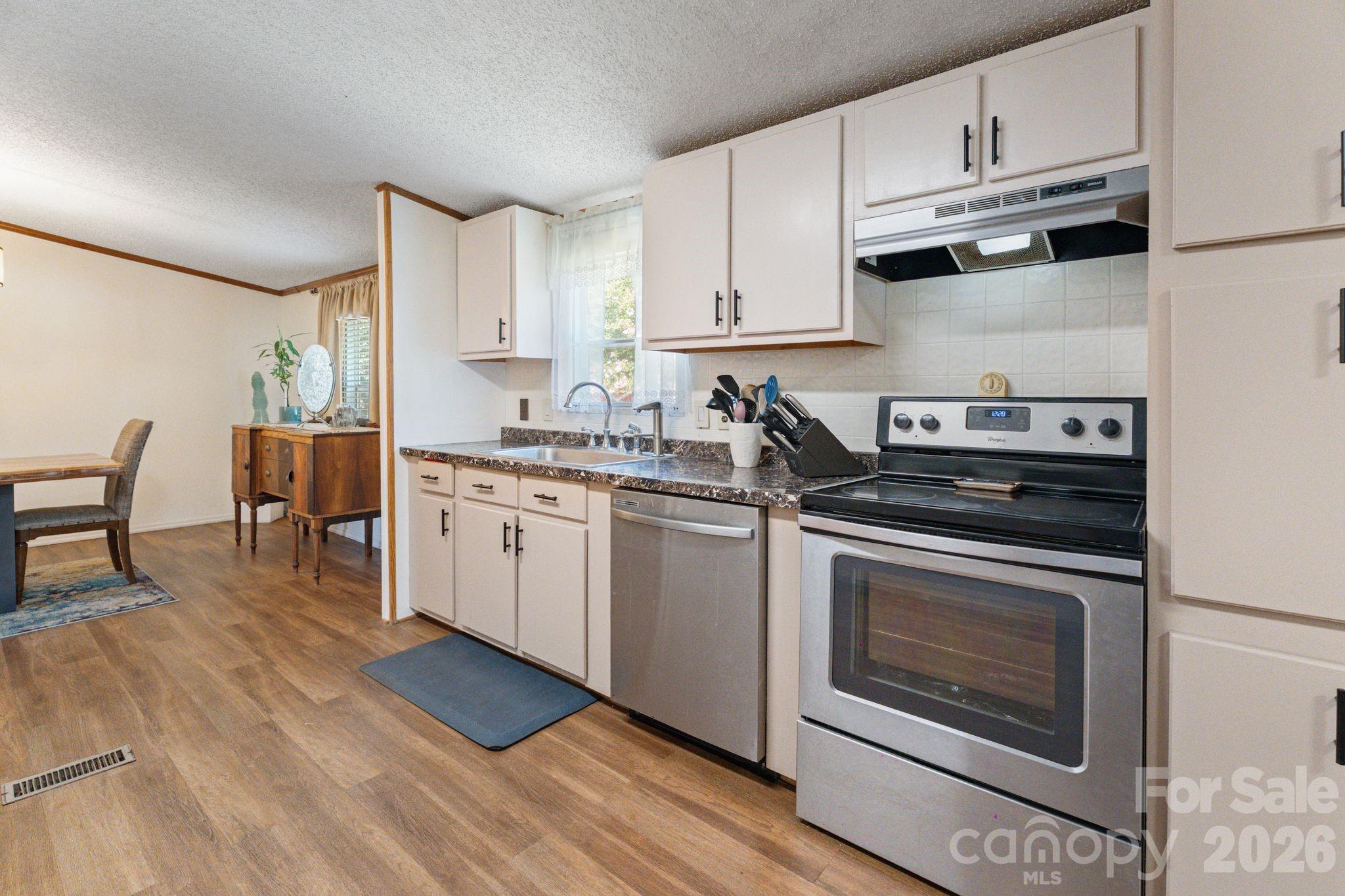 172 Baxter Way Property Photo 22