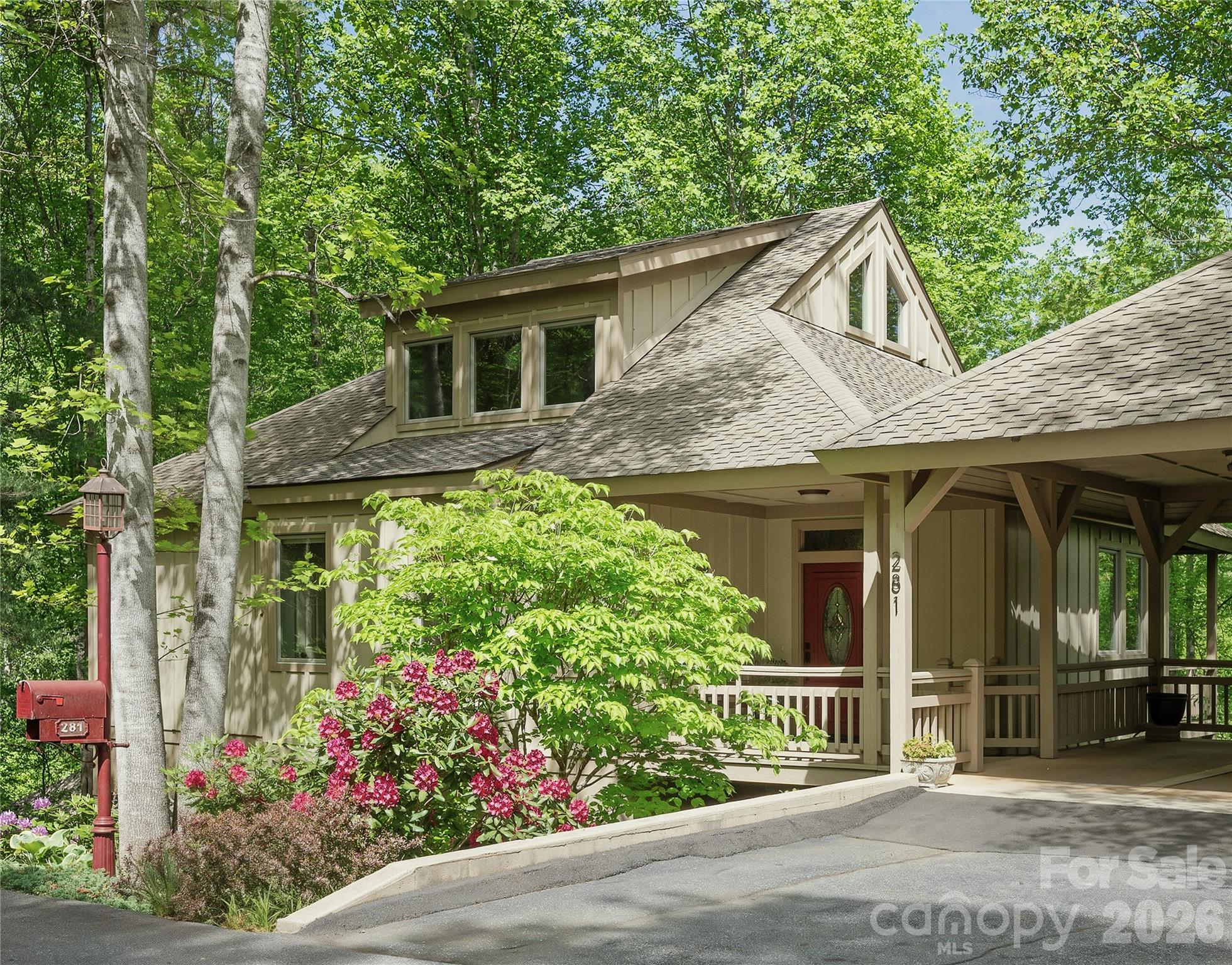281 Bob White Loop