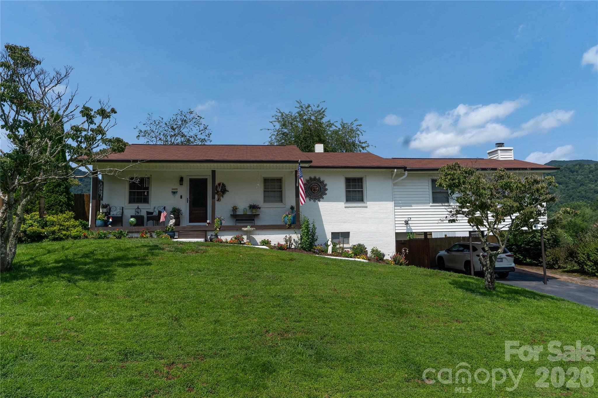 130 Beaverdam Heights Drive Property Photo 1