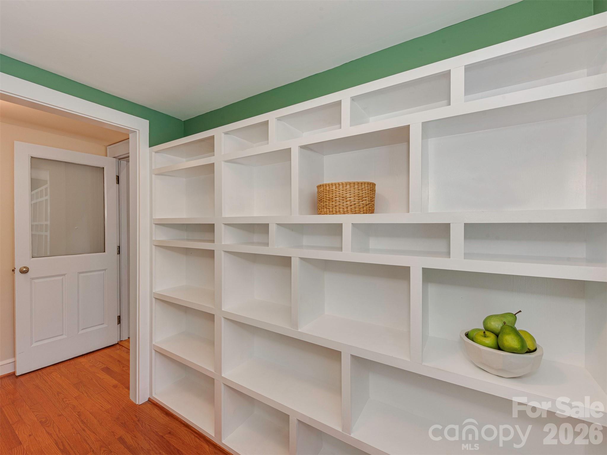 1323 Goodwin Avenue Property Photo 13