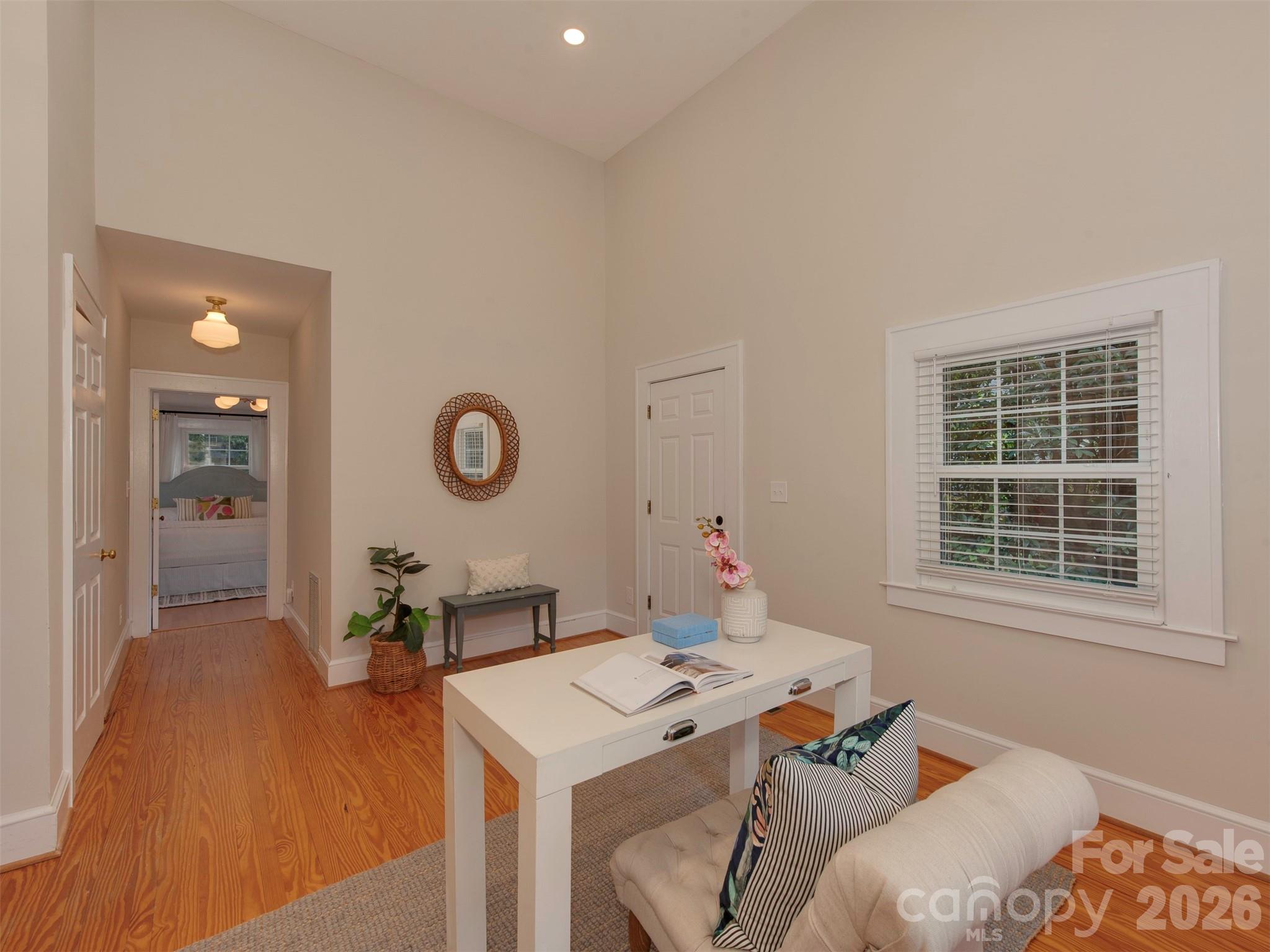 1323 Goodwin Avenue Property Photo 22