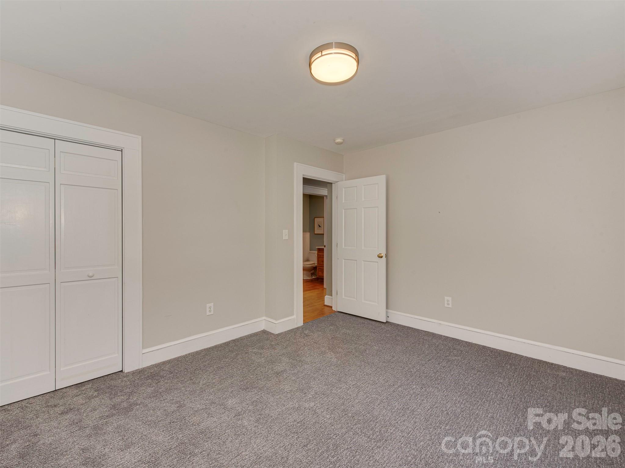 1323 Goodwin Avenue Property Photo 33