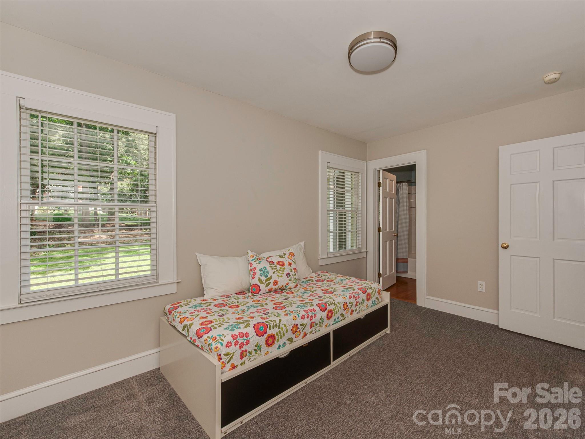 1323 Goodwin Avenue Property Photo 37