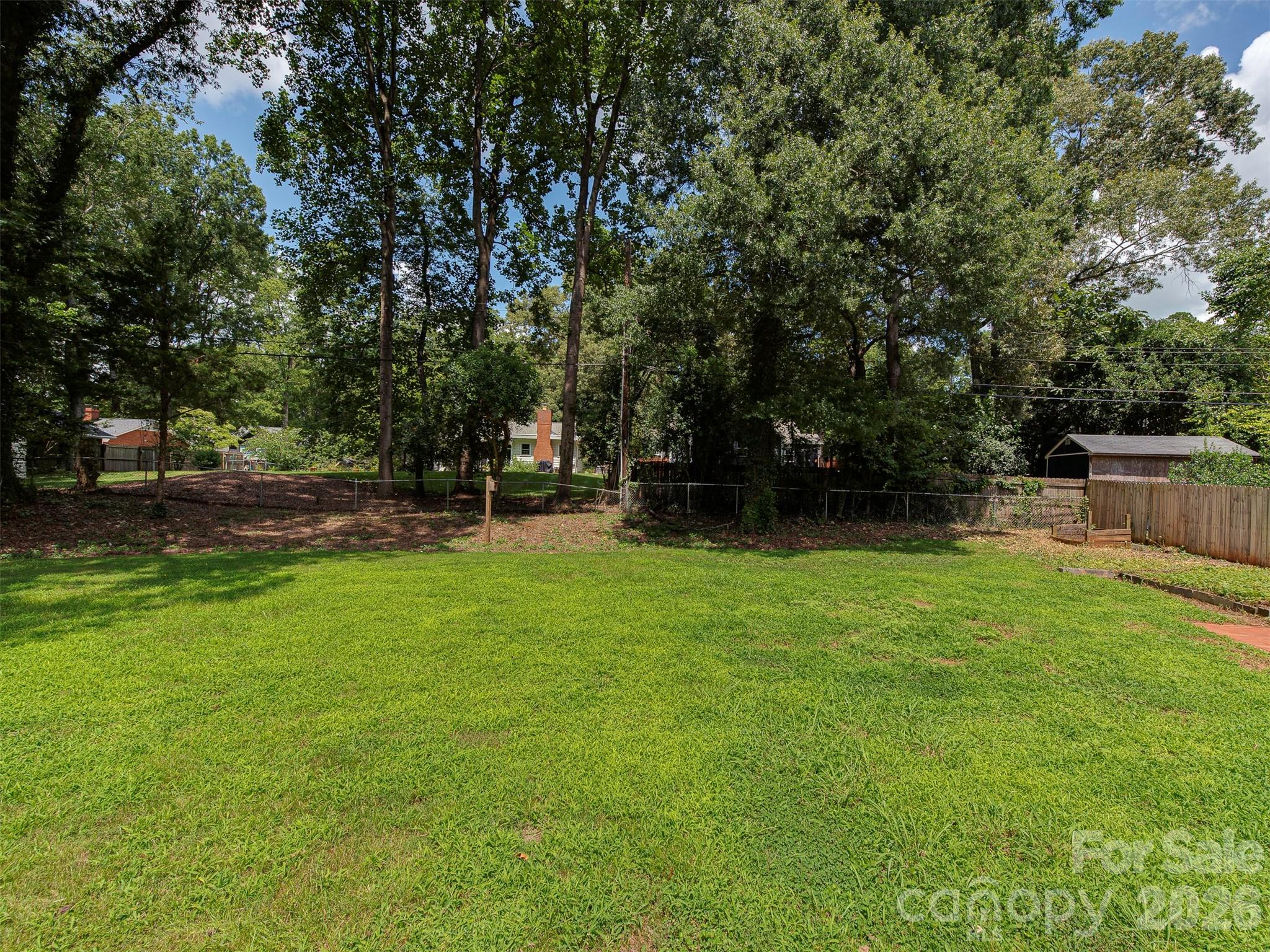 1323 Goodwin Avenue Property Photo 41