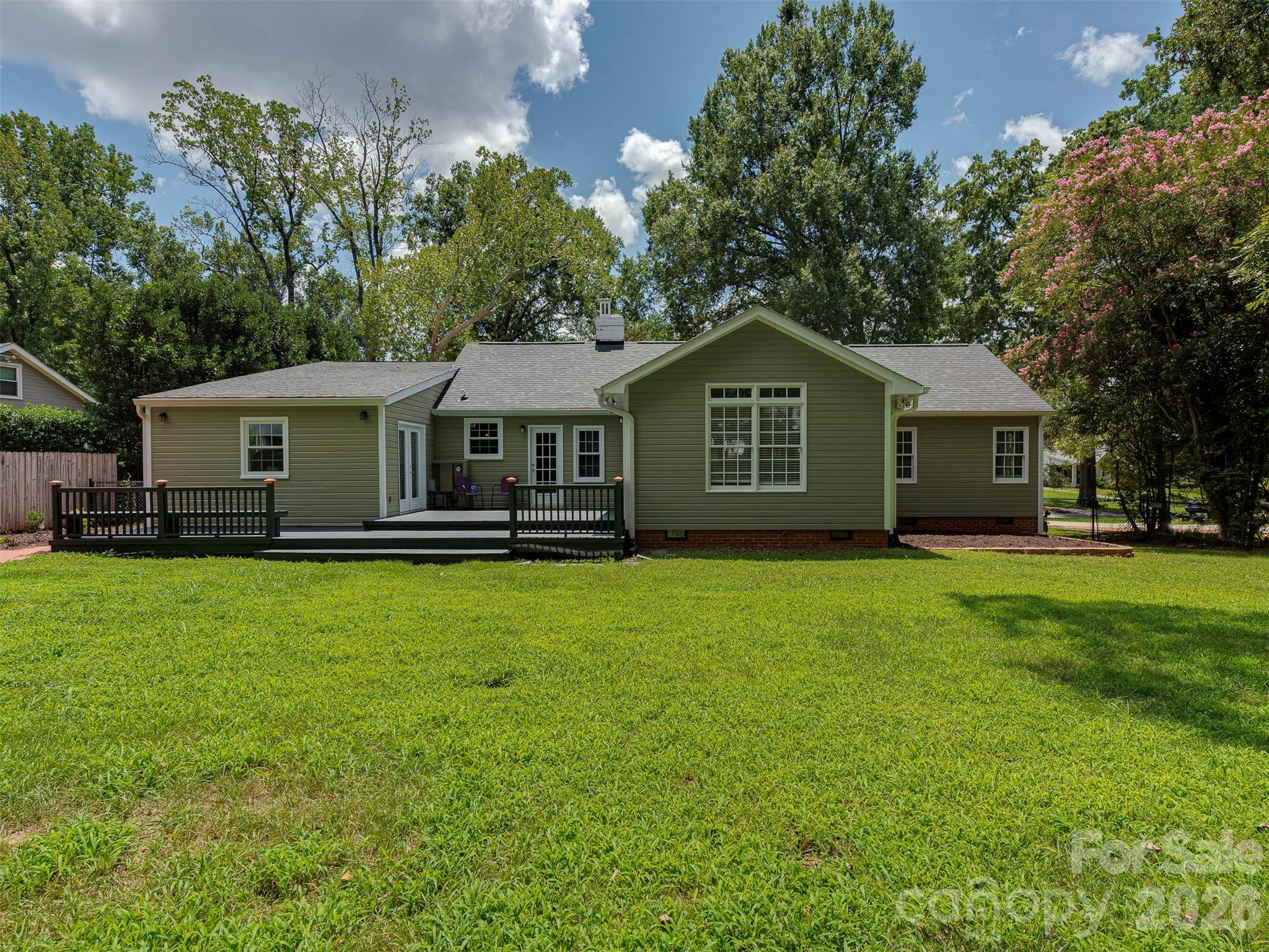 1323 Goodwin Avenue Property Photo 43