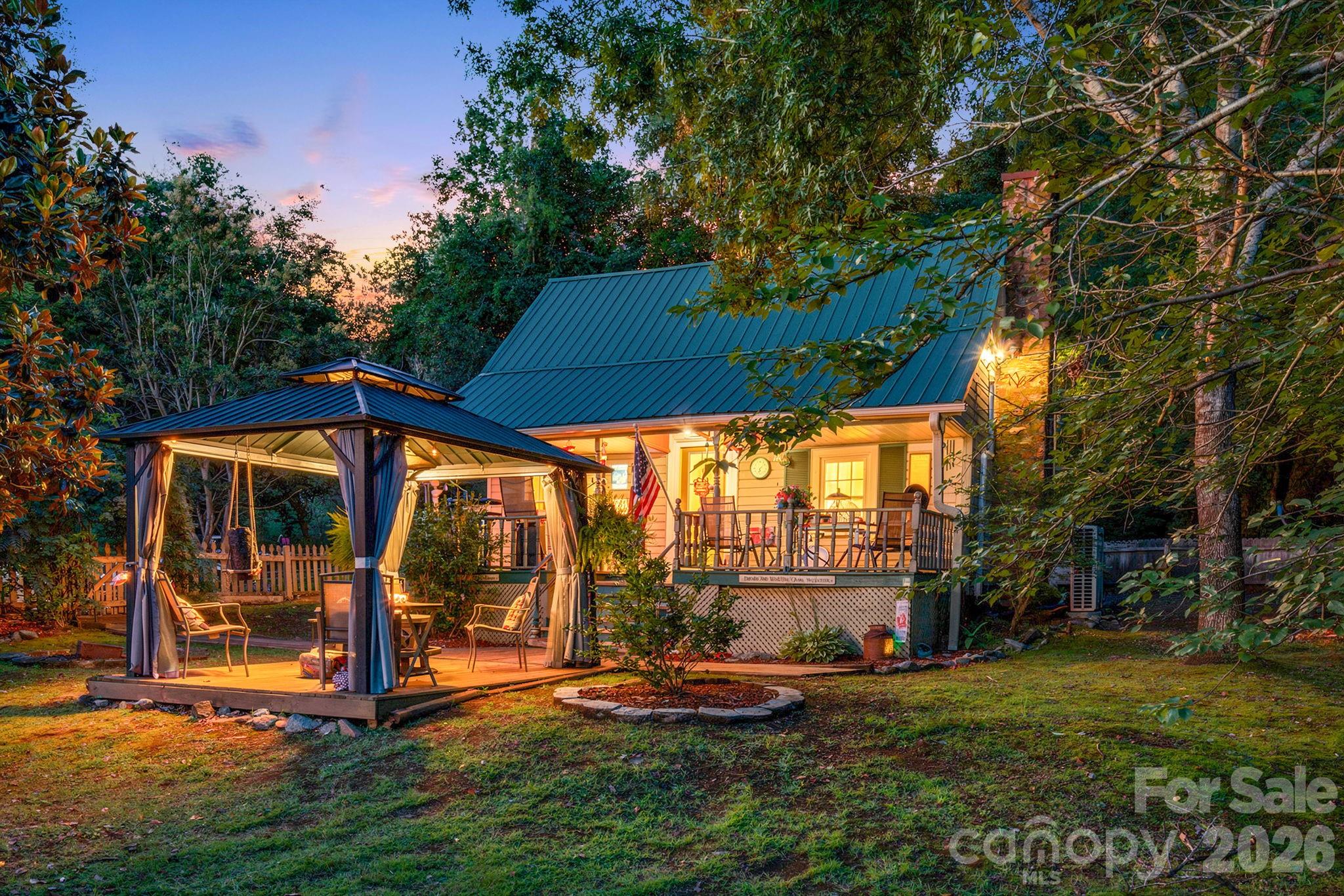 242 Whitney Boulevard Property Photo 1