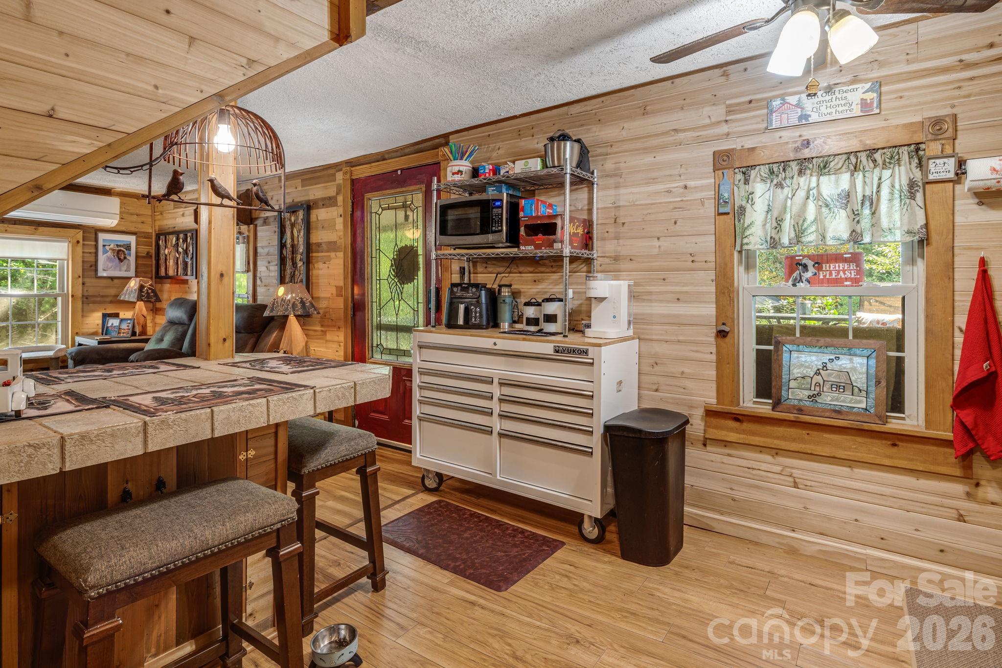 242 Whitney Boulevard Property Photo 6