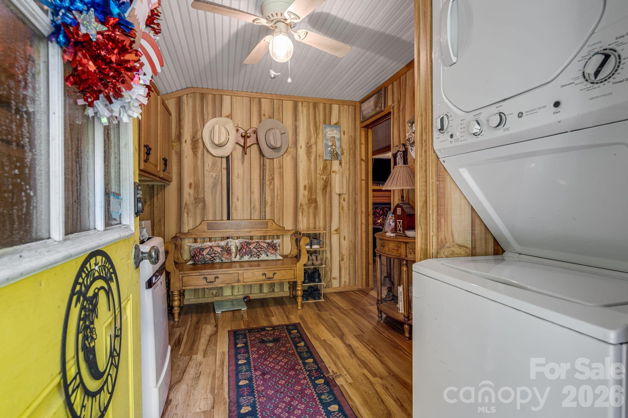 242 Whitney Boulevard Property Photo 10