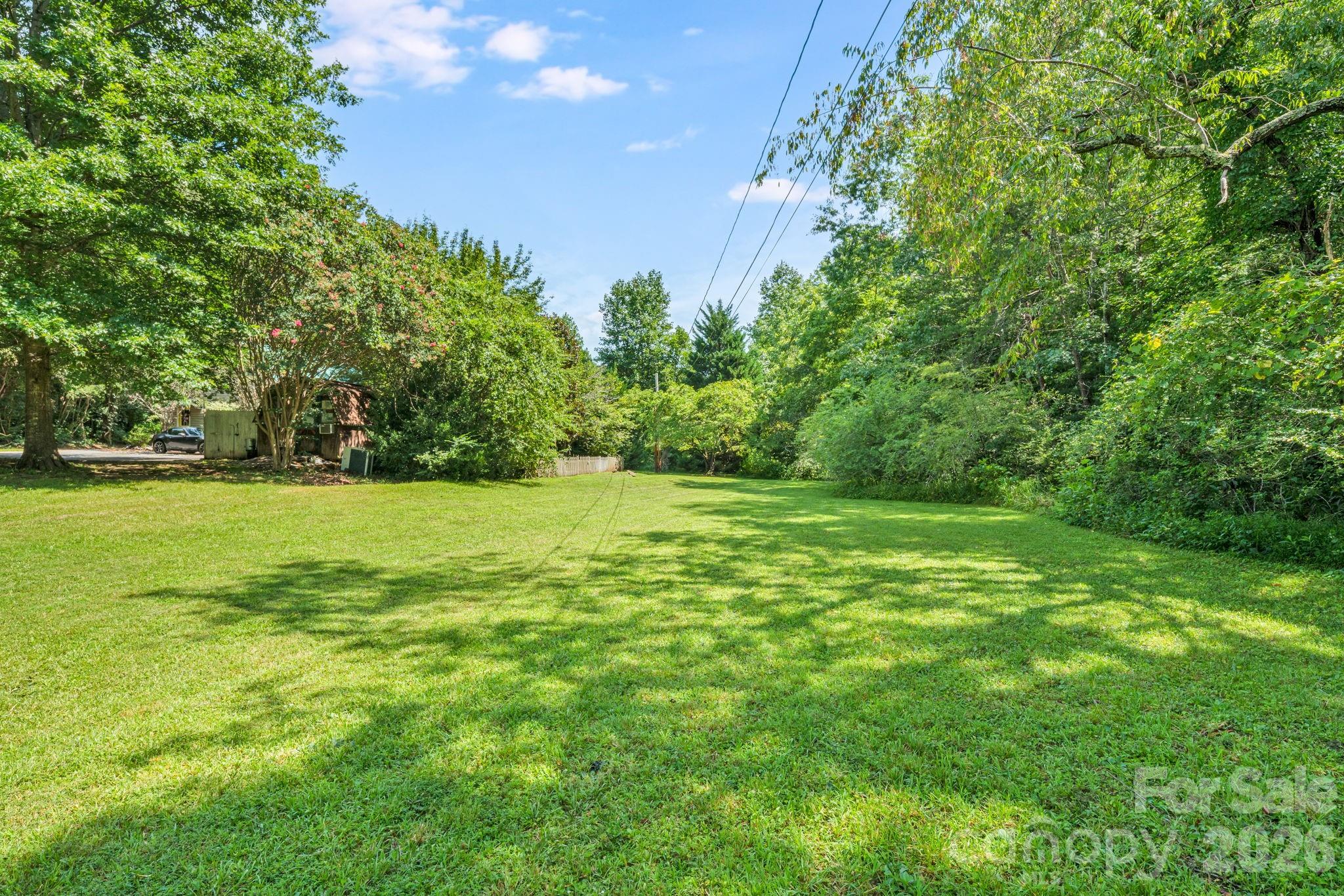 242 Whitney Boulevard Property Photo 25