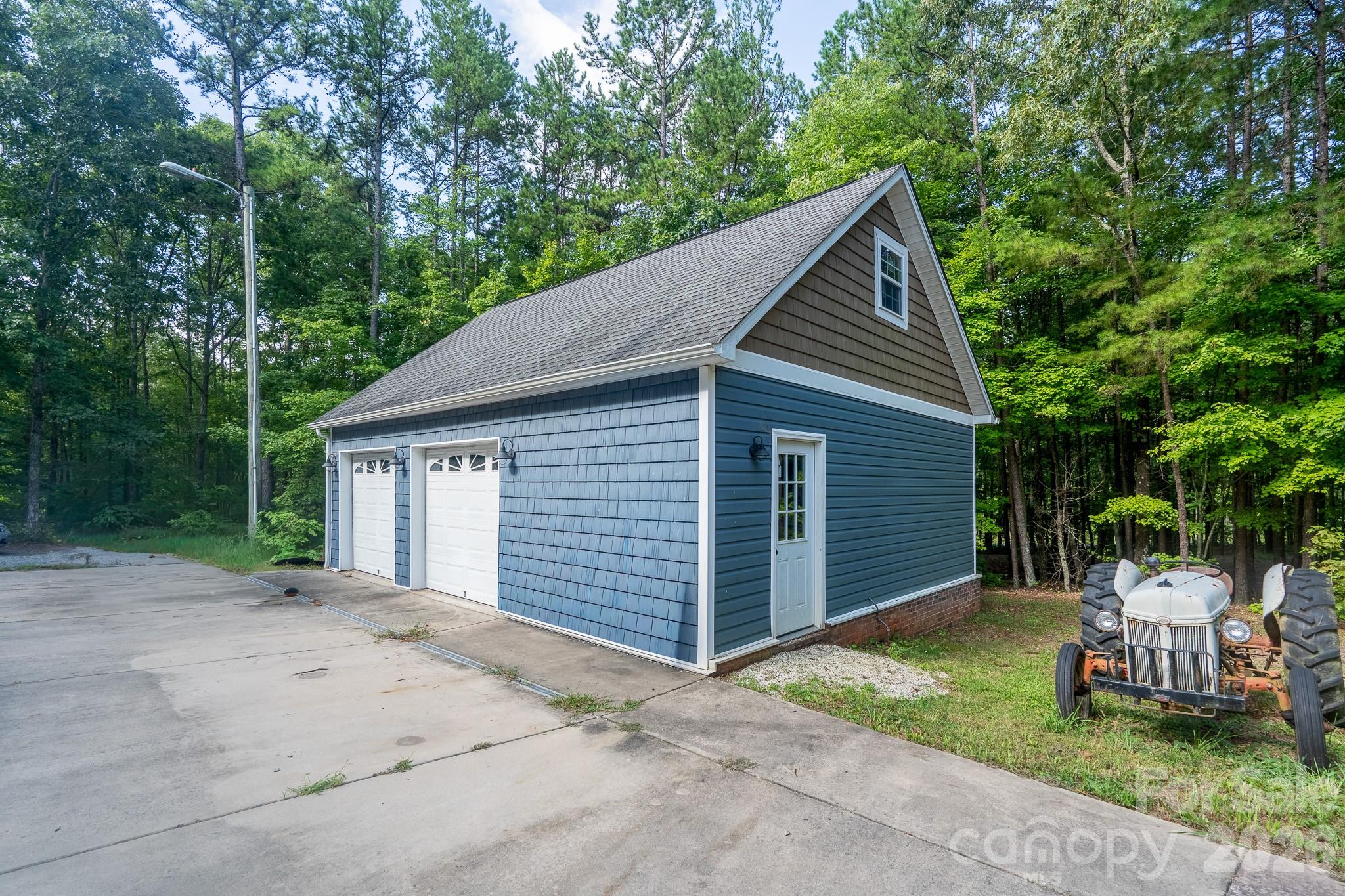 13891 Connor Road Property Photo 8