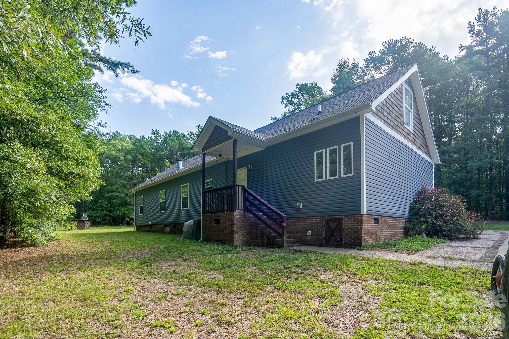 13891 Connor Road Property Photo 9