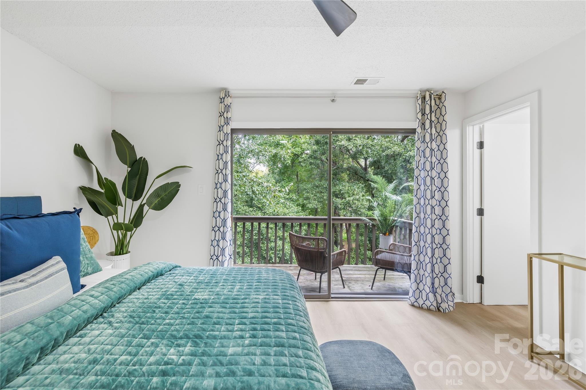 4130 Charlotte Highway C Property Photo 12