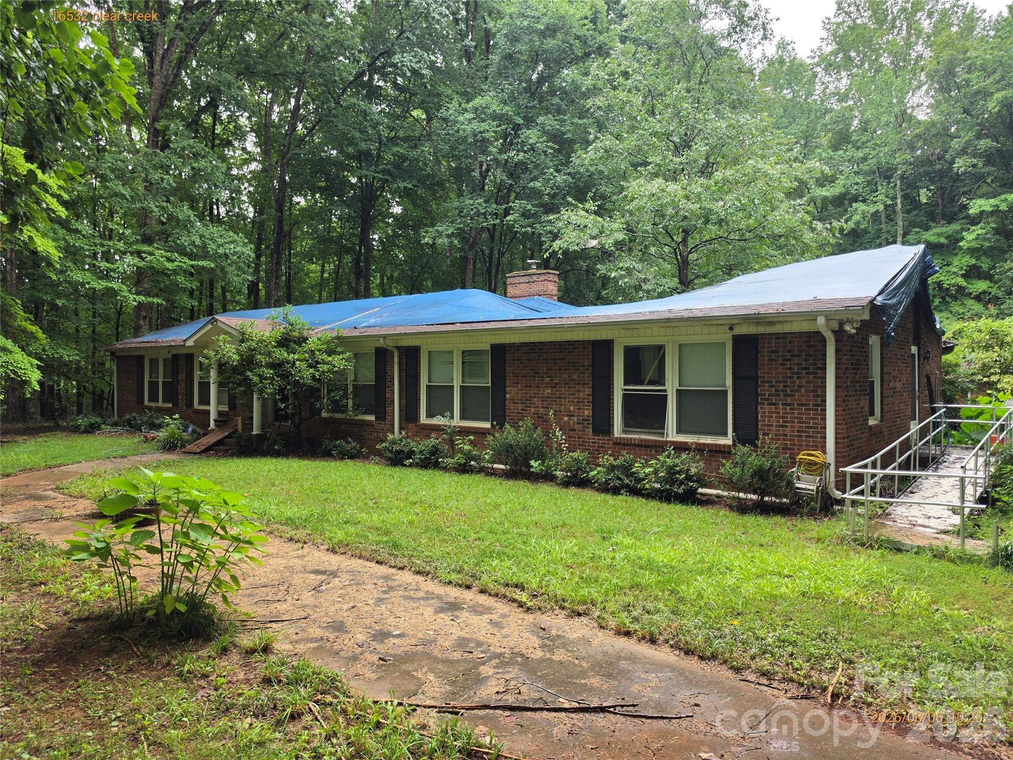 16532 Clear Creek Drive Property Photo 1