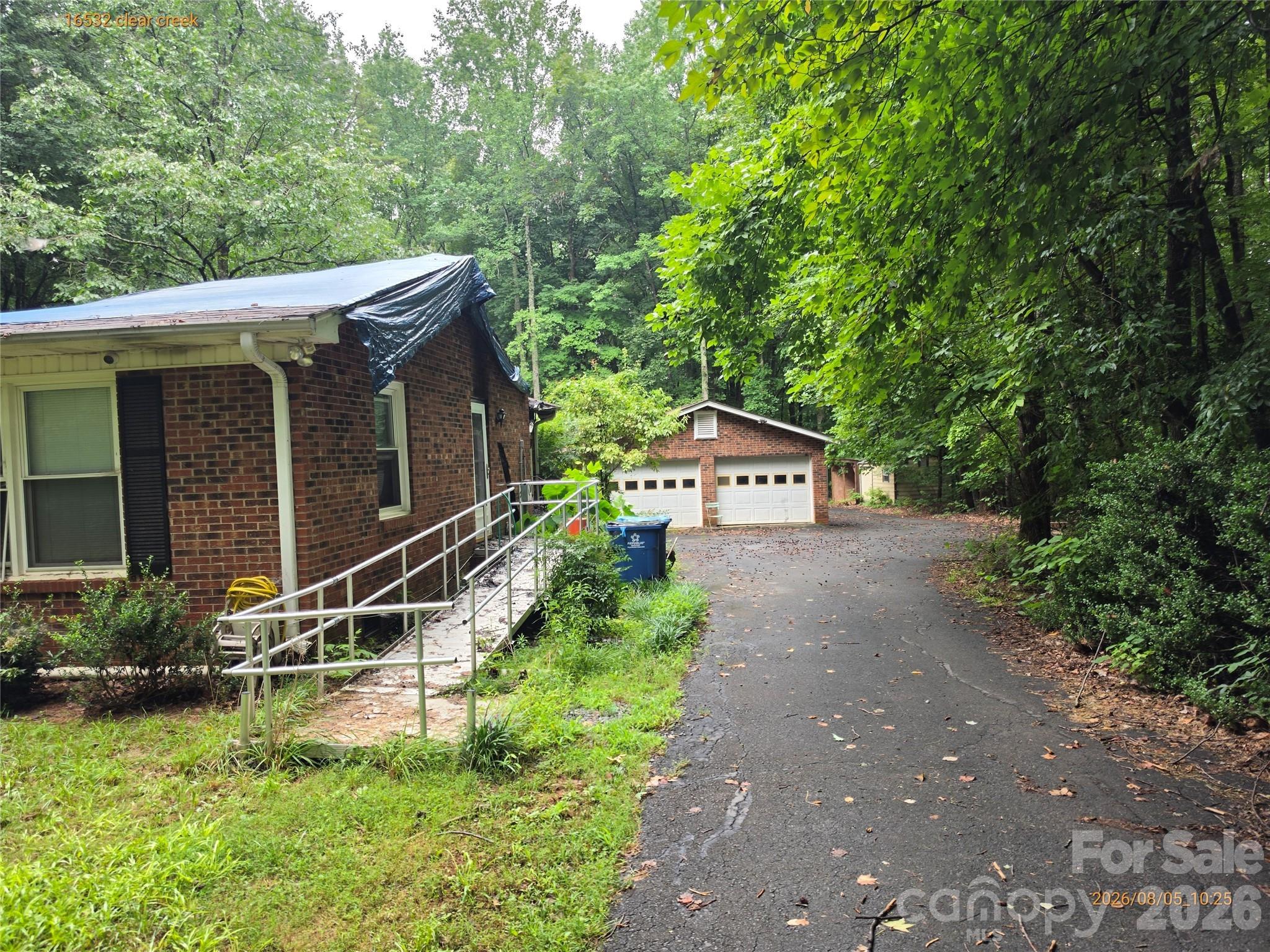 16532 Clear Creek Drive Property Photo 2