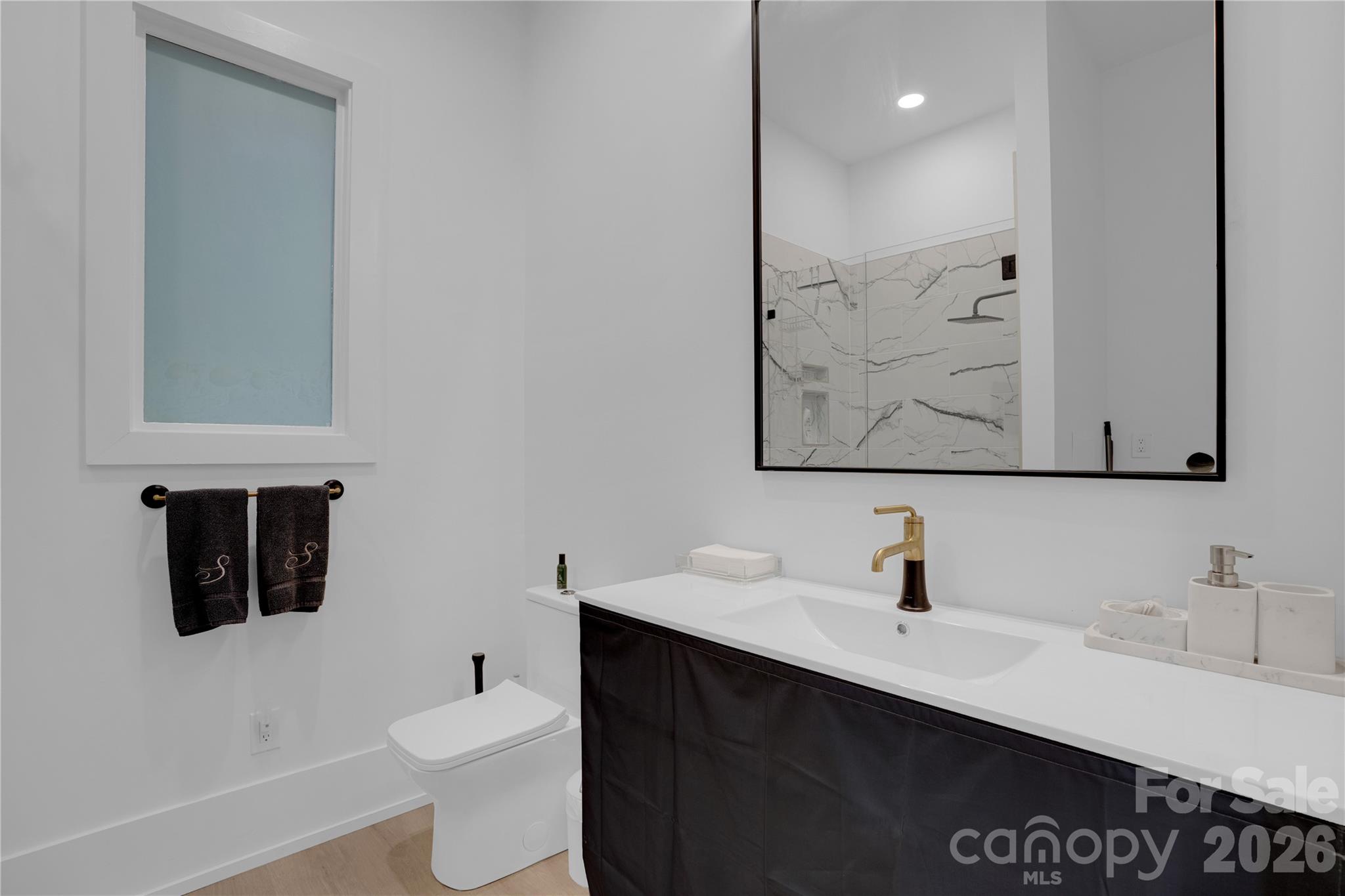 4414230 Property Photo 28