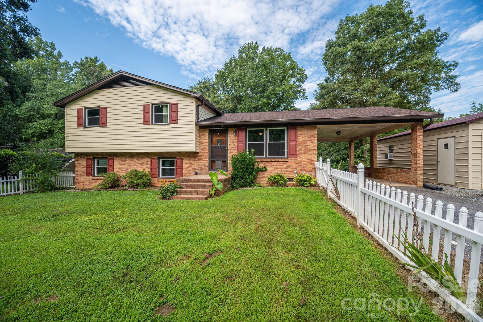 1369 Chancellor Drive Property Photo 1