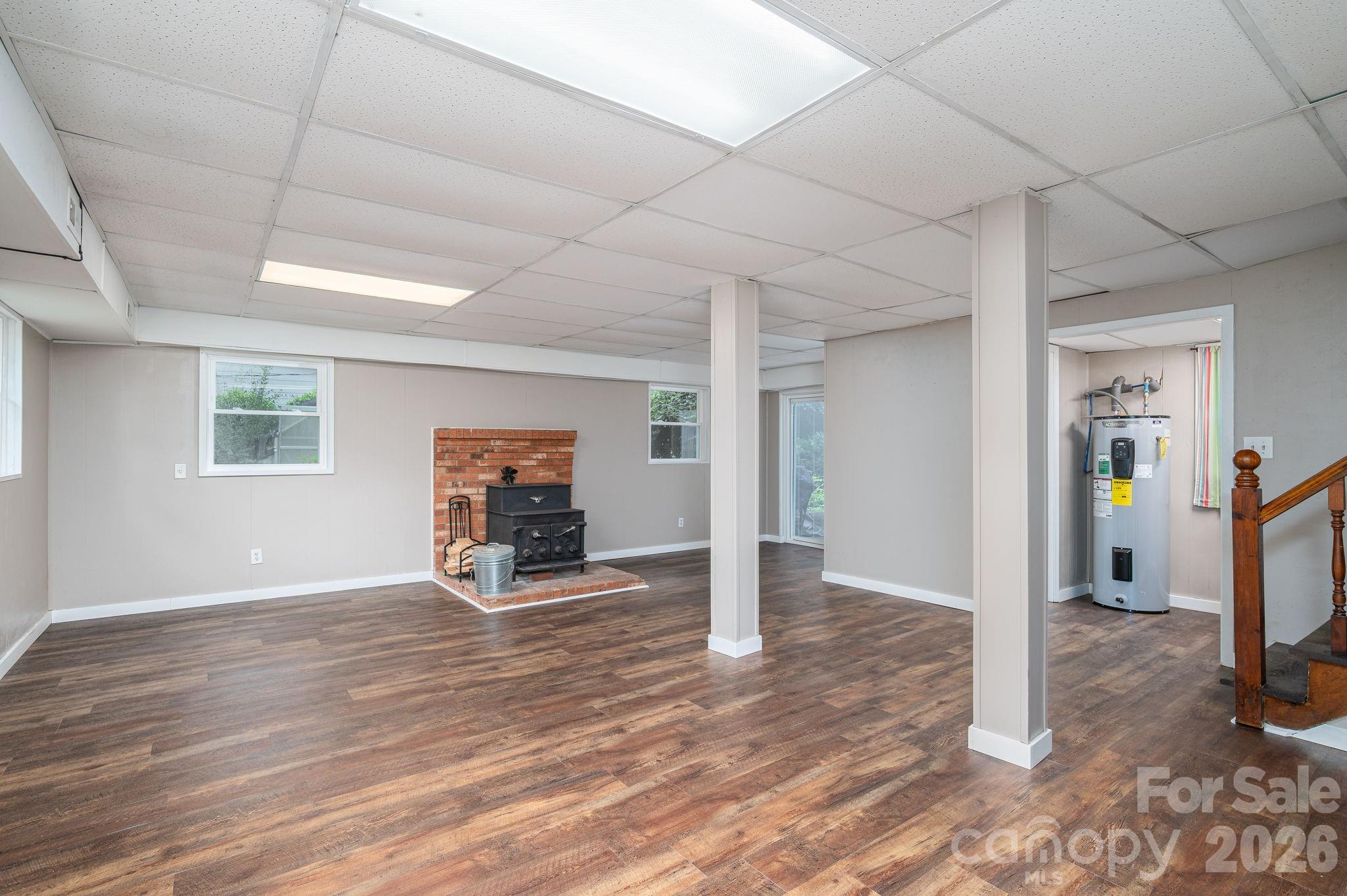 1369 Chancellor Drive Property Photo 18