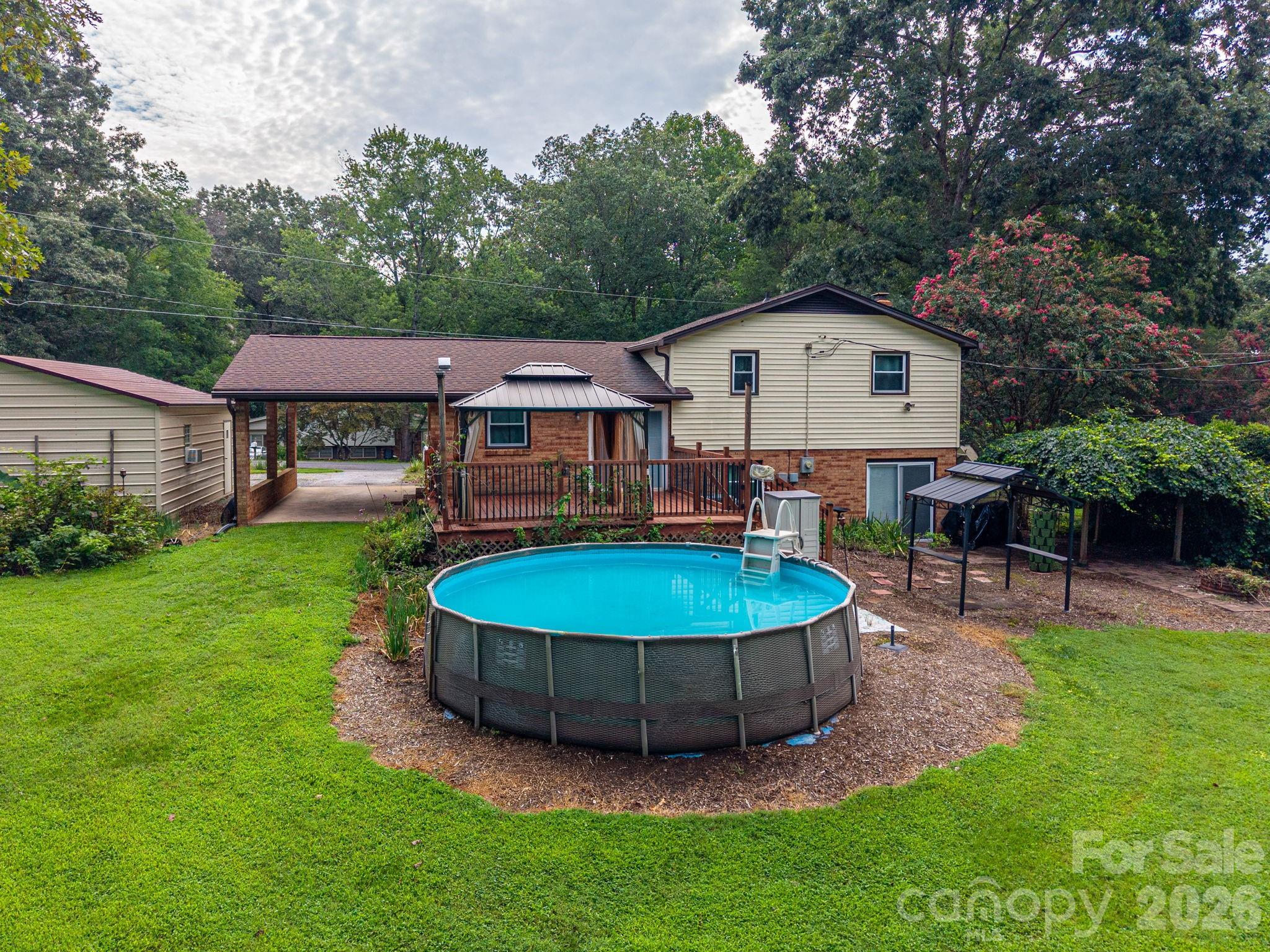1369 Chancellor Drive Property Photo 24